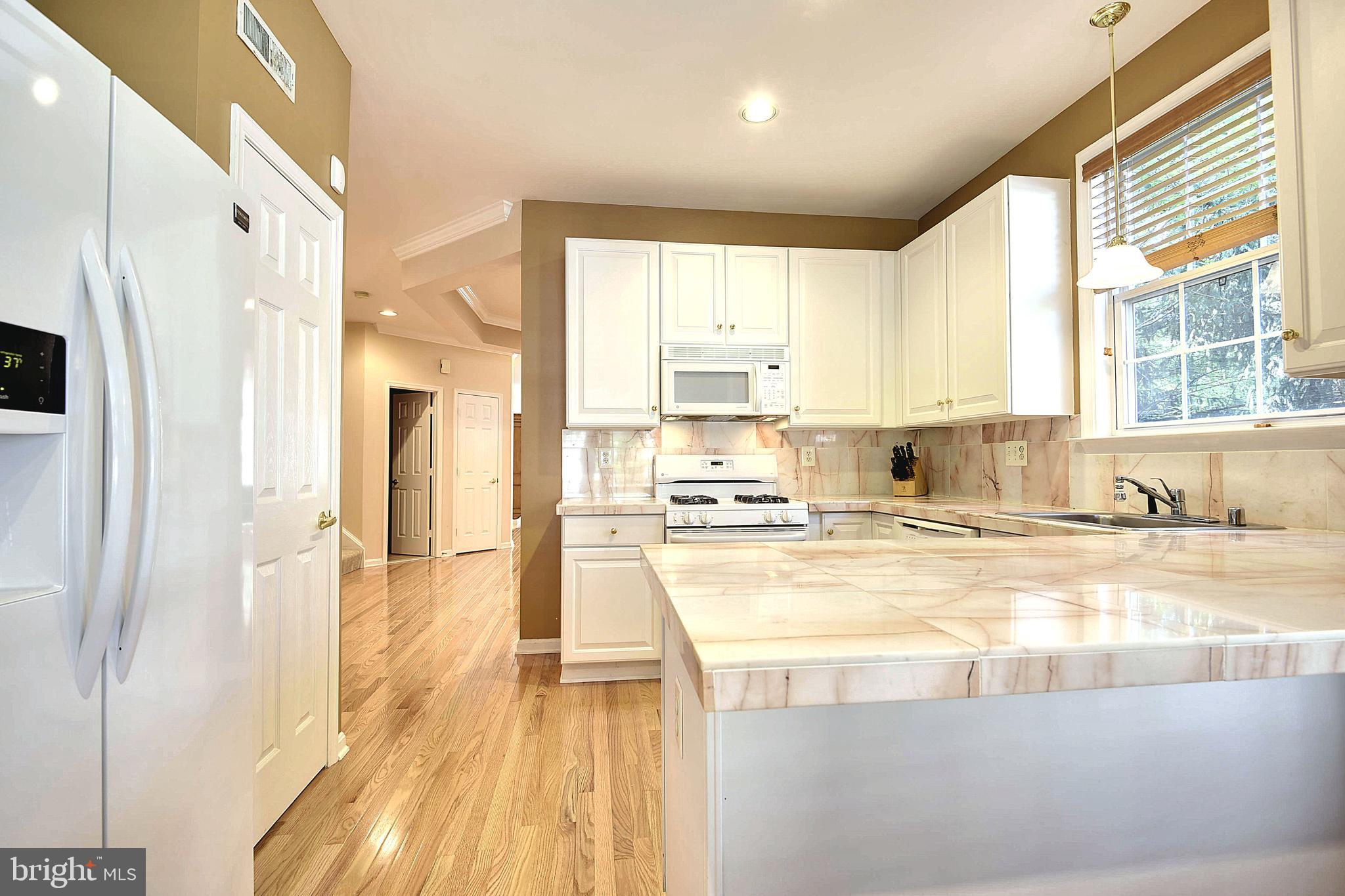 GREY ROCK VILLAS - Residential