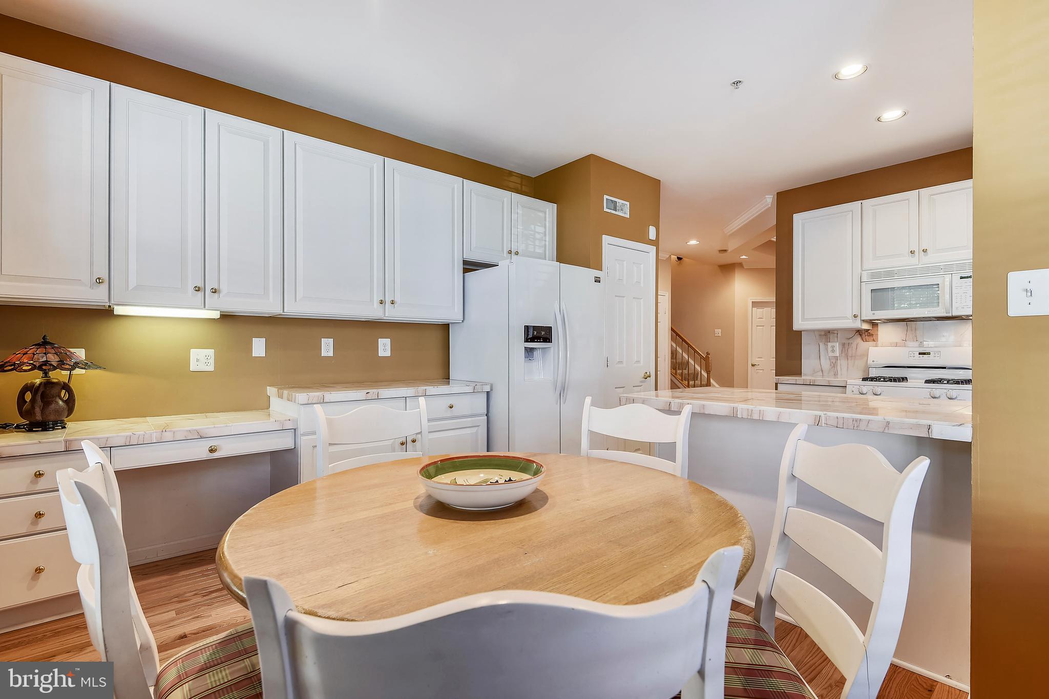 GREY ROCK VILLAS - Residential