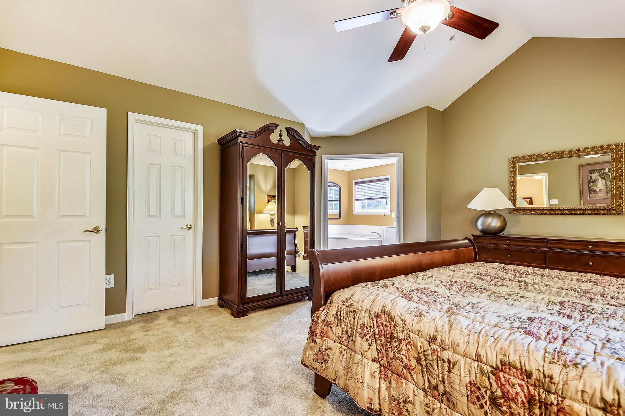 GREY ROCK VILLAS - Residential