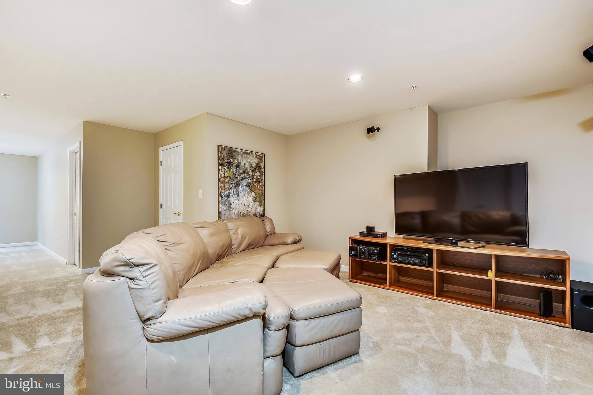 GREY ROCK VILLAS - Residential