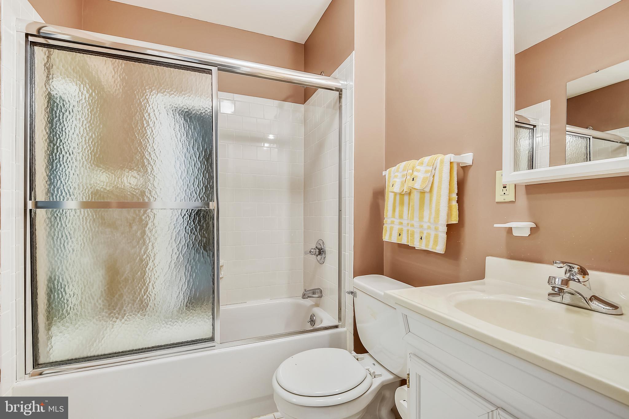 GREY ROCK VILLAS - Residential