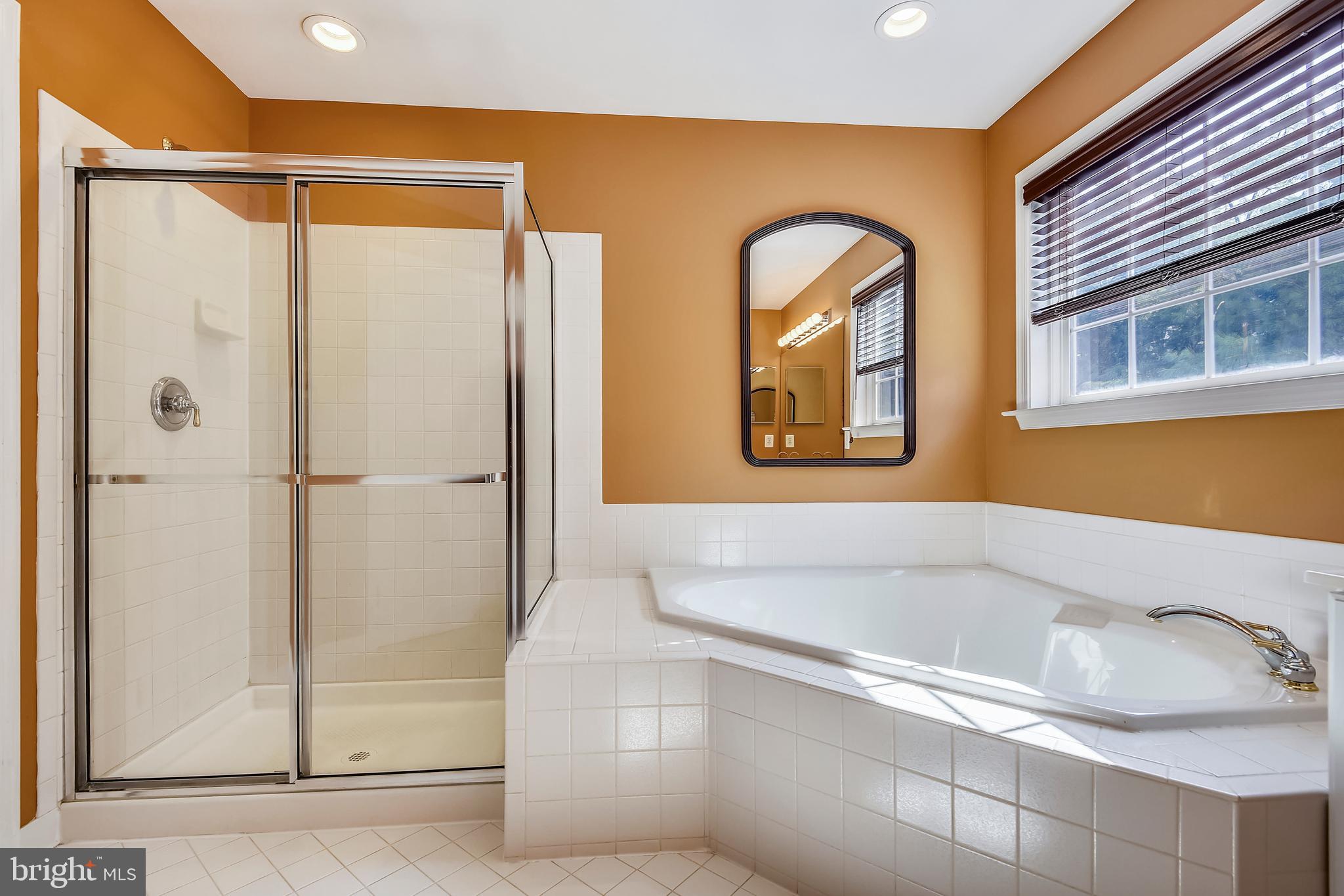 GREY ROCK VILLAS - Residential