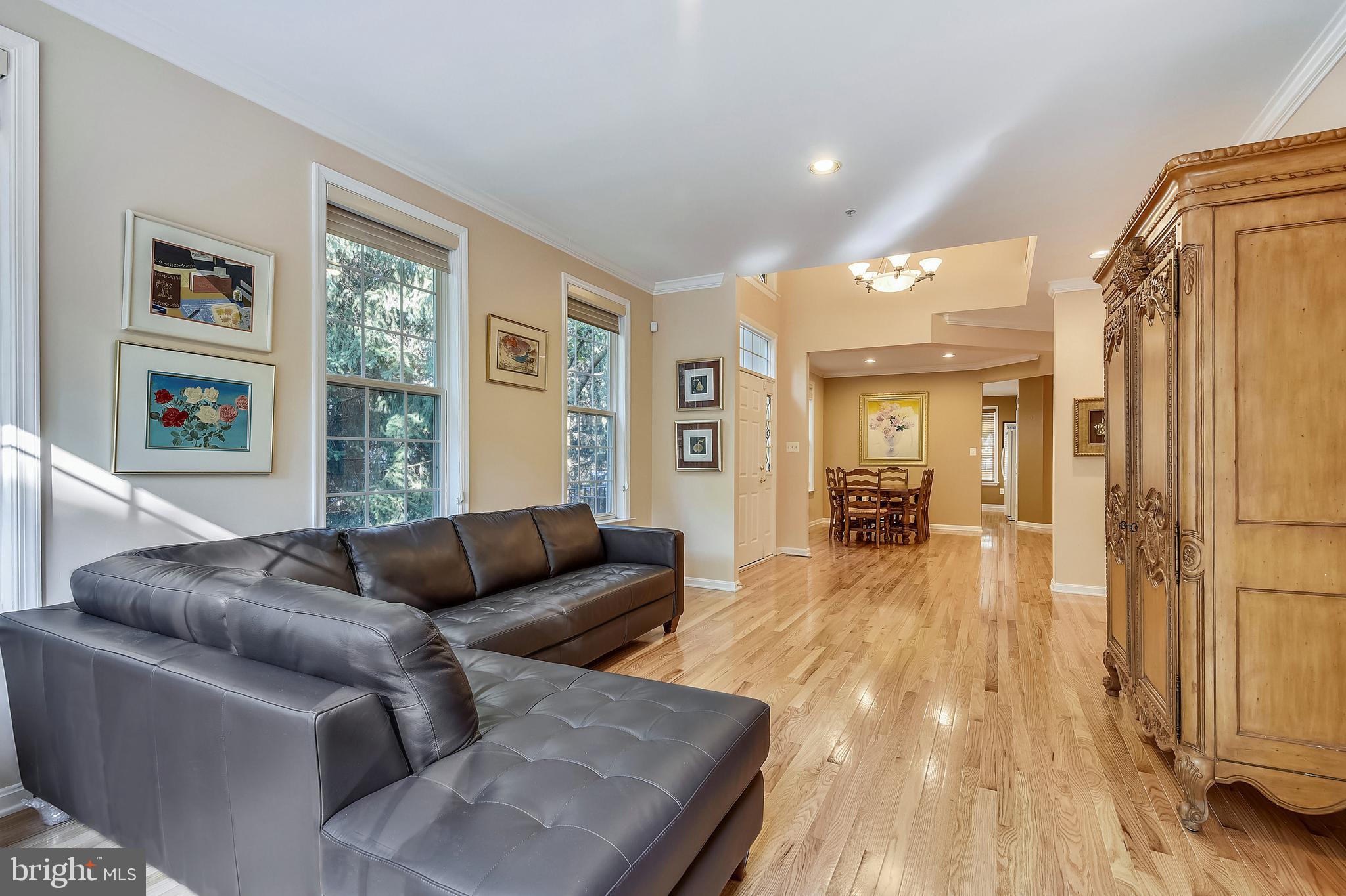 GREY ROCK VILLAS - Residential