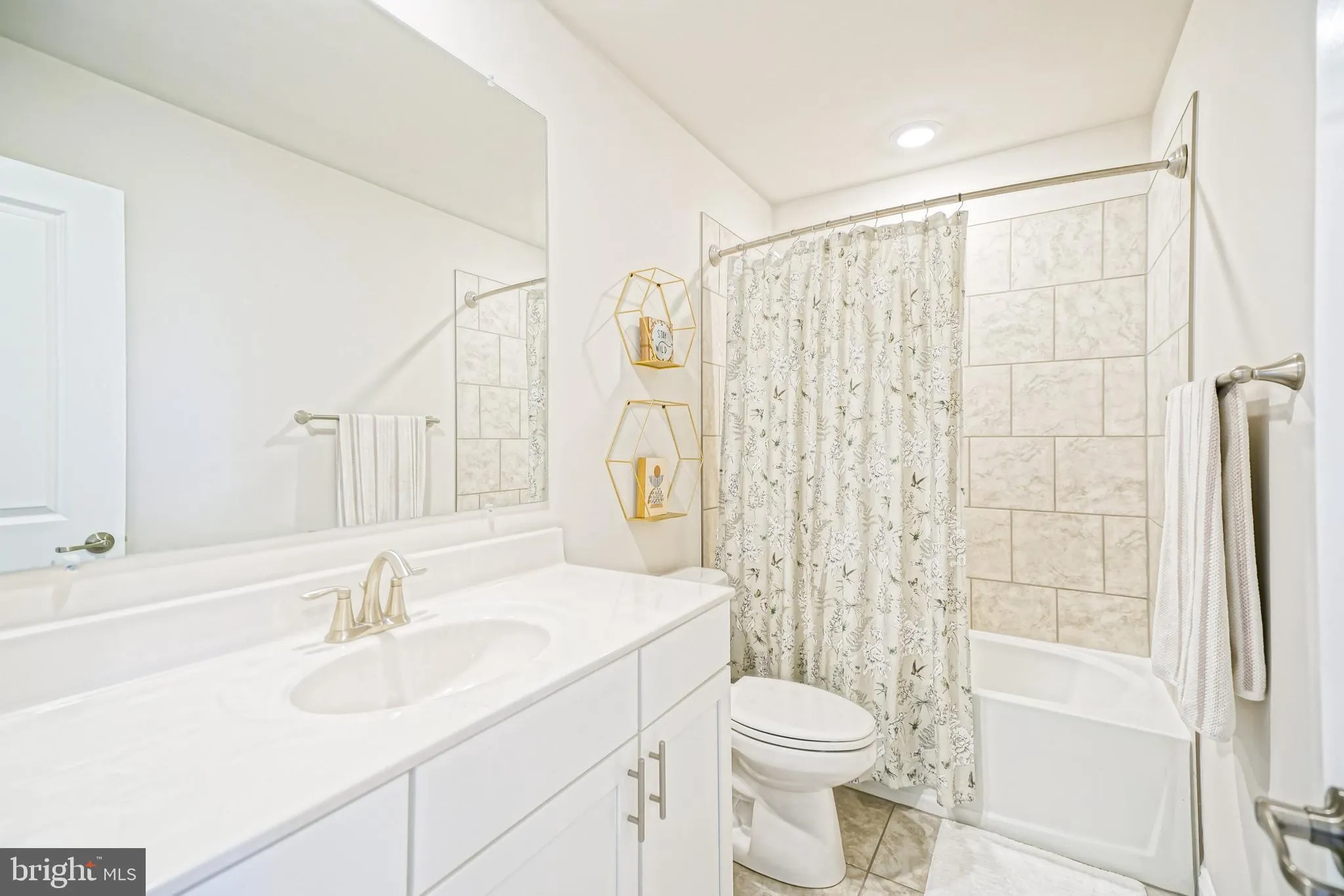 Millsboro, Delaware 19966, United States, 3 Bedrooms Bedrooms, ,4 BathroomsBathrooms,Residential,Active,136453