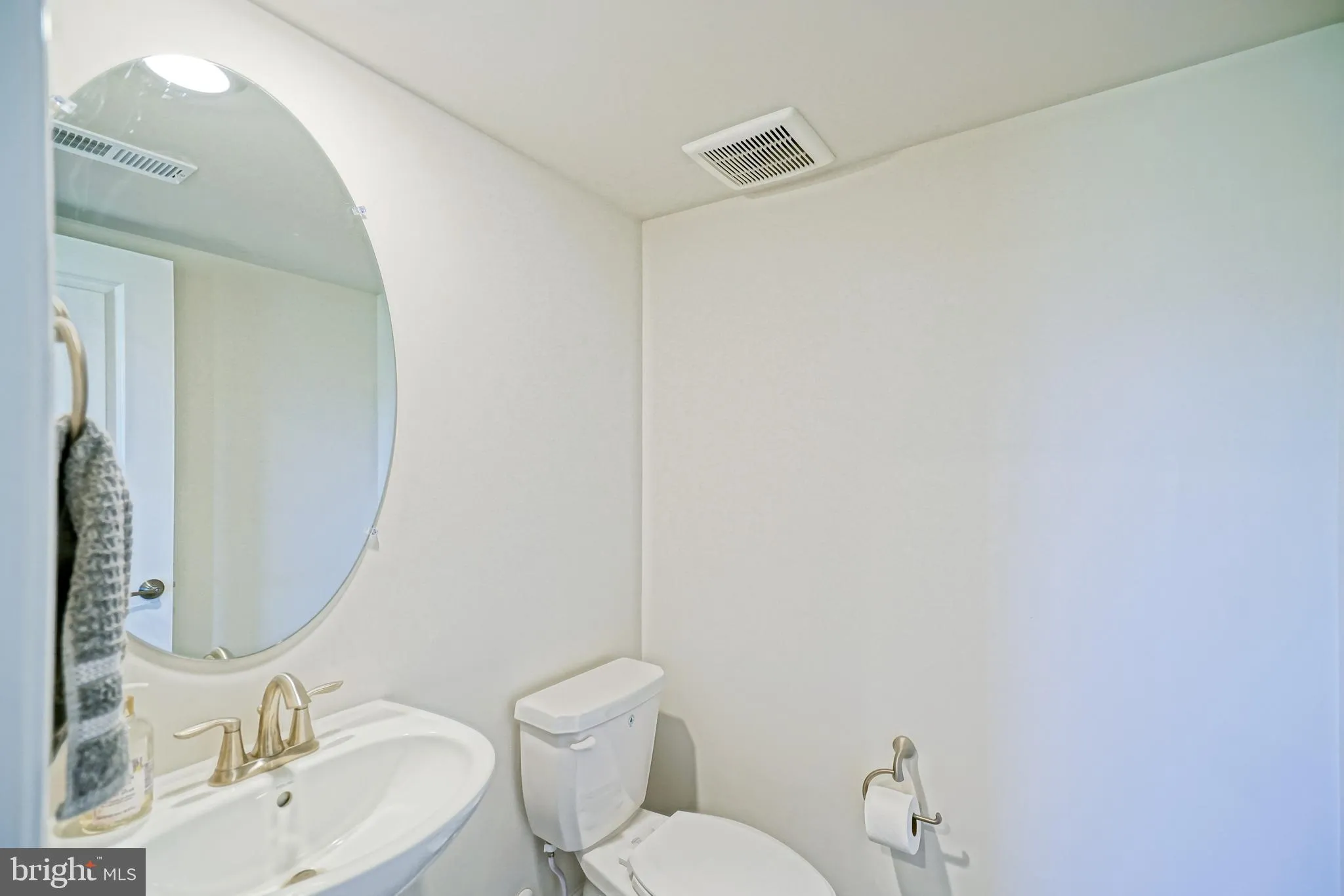 Millsboro, Delaware 19966, United States, 3 Bedrooms Bedrooms, ,4 BathroomsBathrooms,Residential,Active,136453