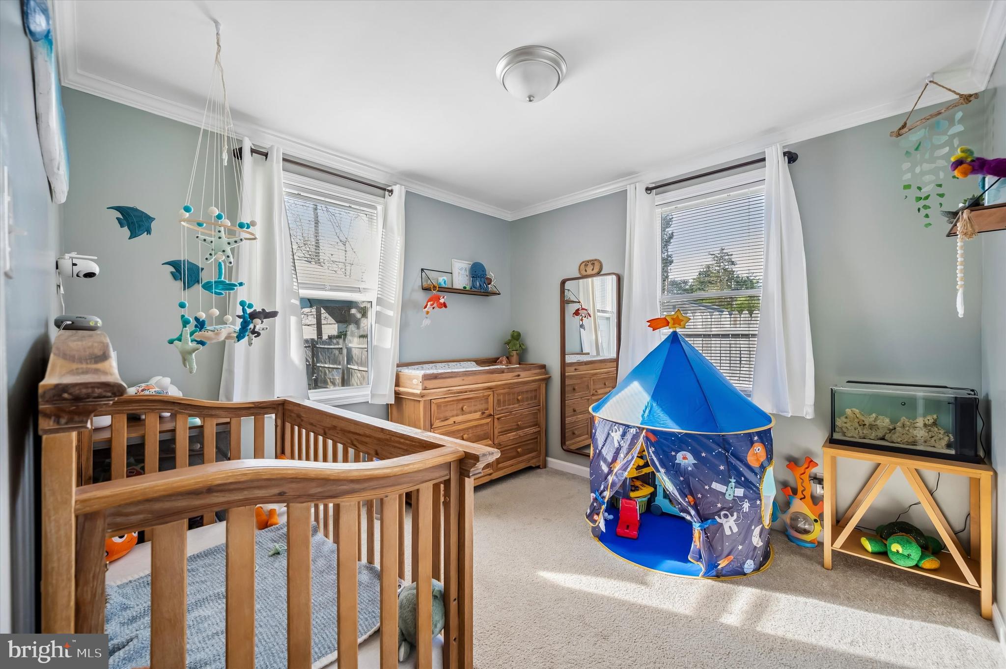ROSLYN - Residential