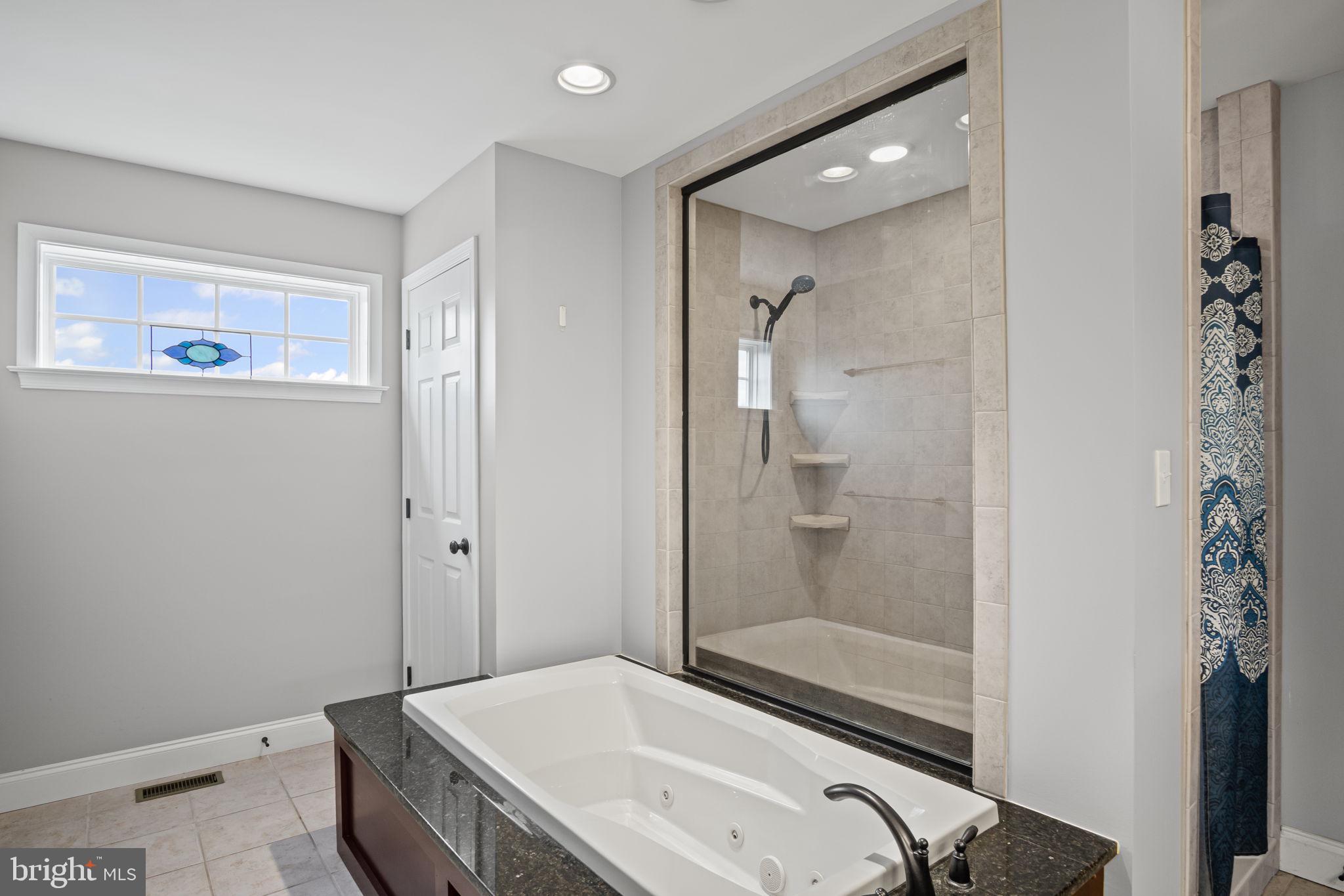 FOXWOOD - Residential