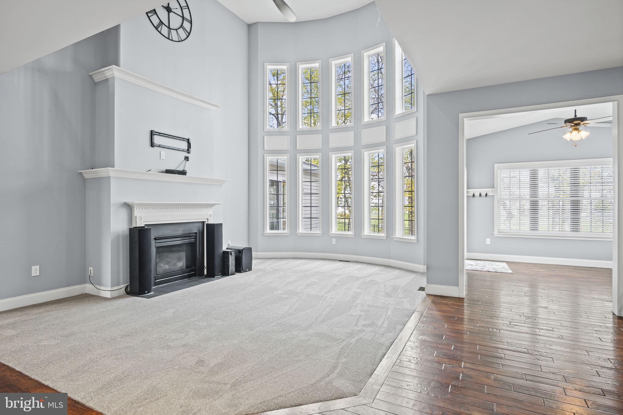 12 FOXWOOD BOULEVARD