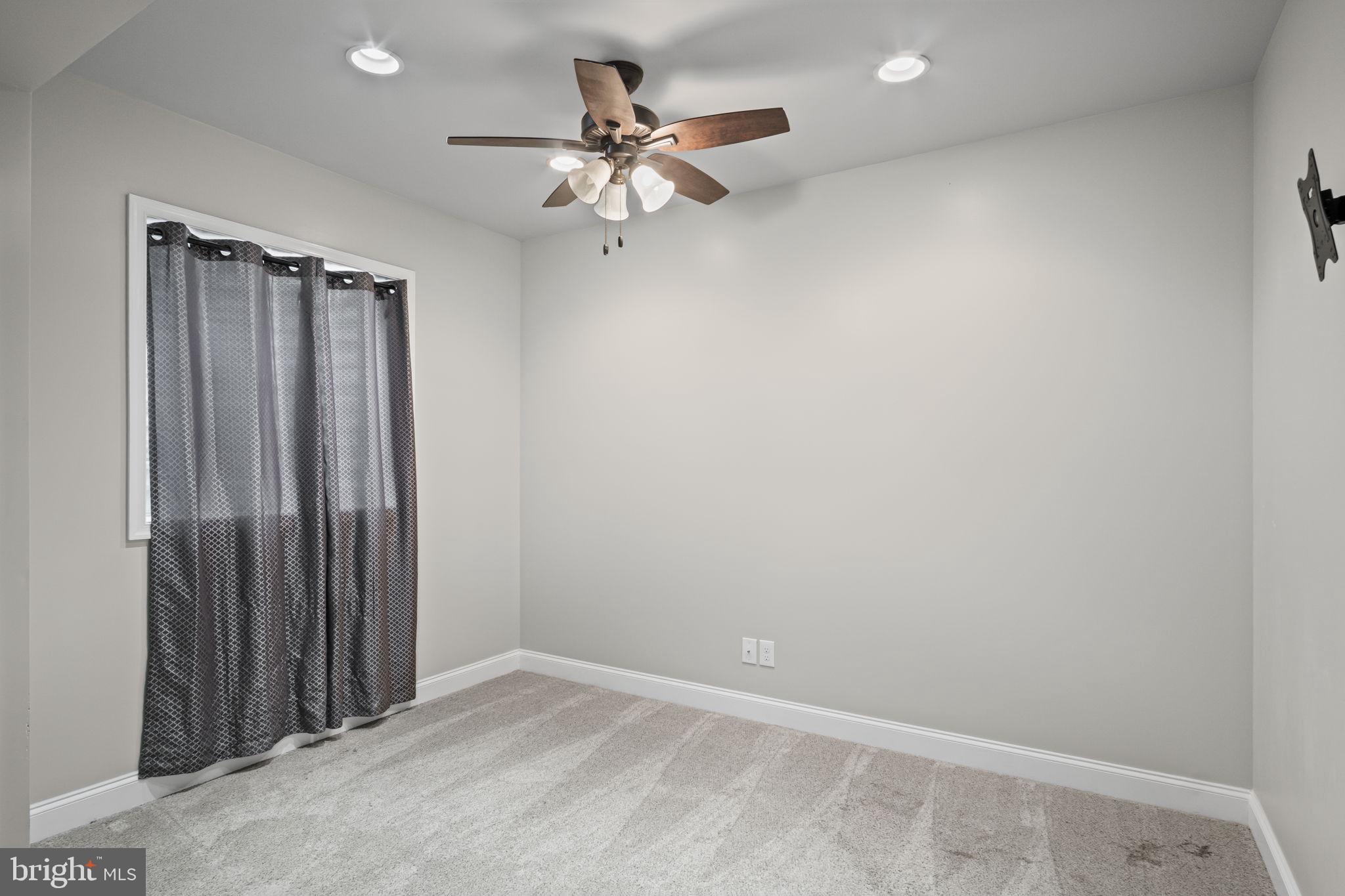 FOXWOOD - Residential