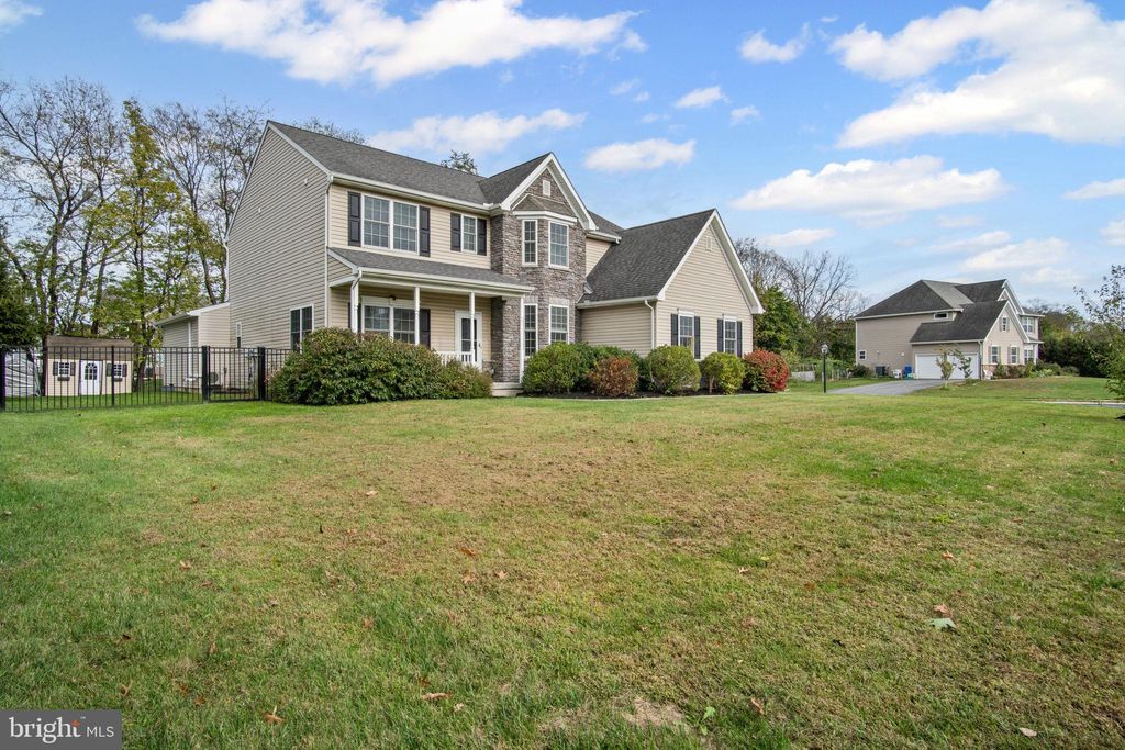 Photo of 12 Foxwood Boulevard, MECHANICSBURG, PA 17050 (MLS # PACB2047400)
