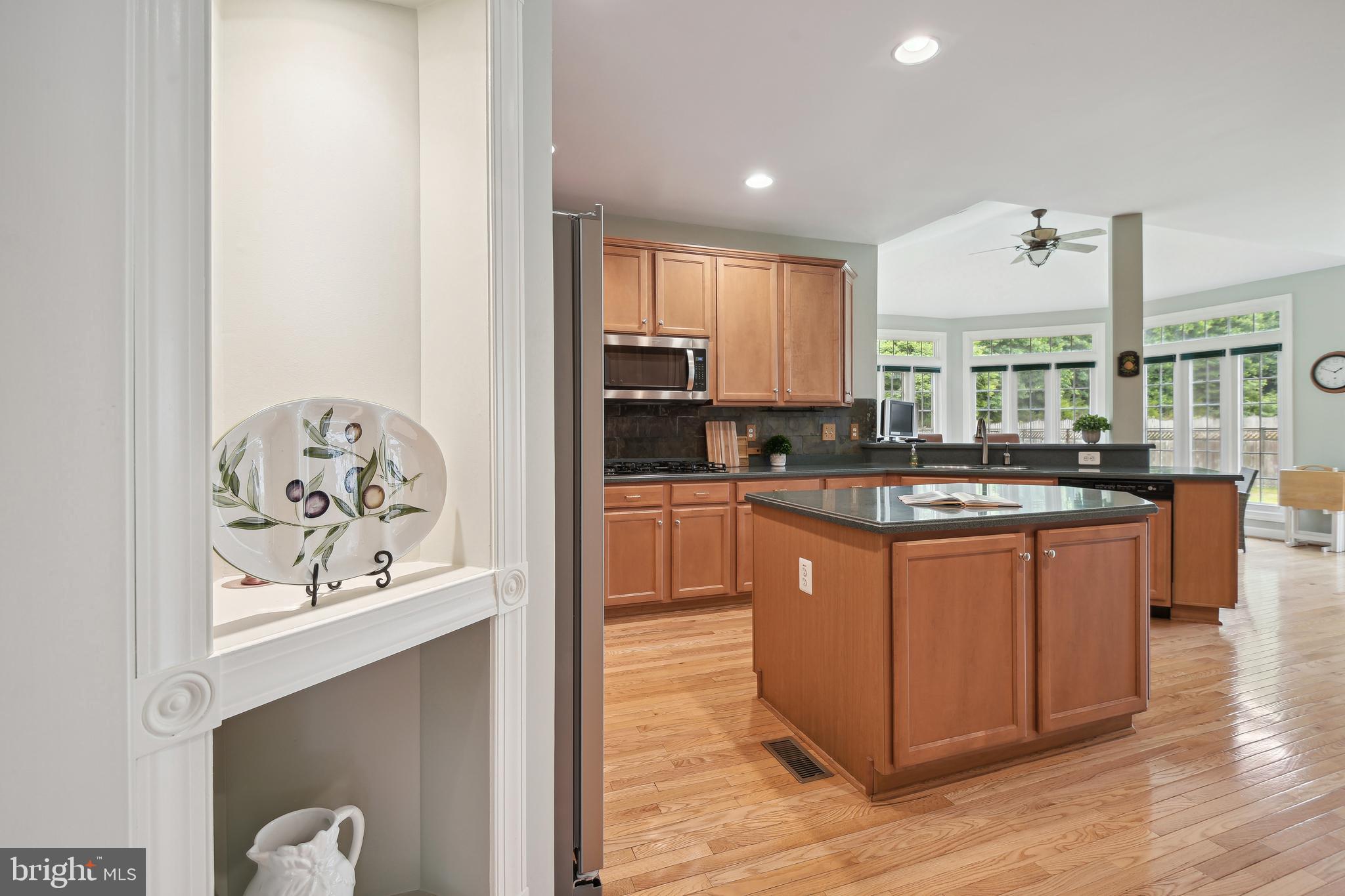 HAMPSHIRE GREENS - Residential