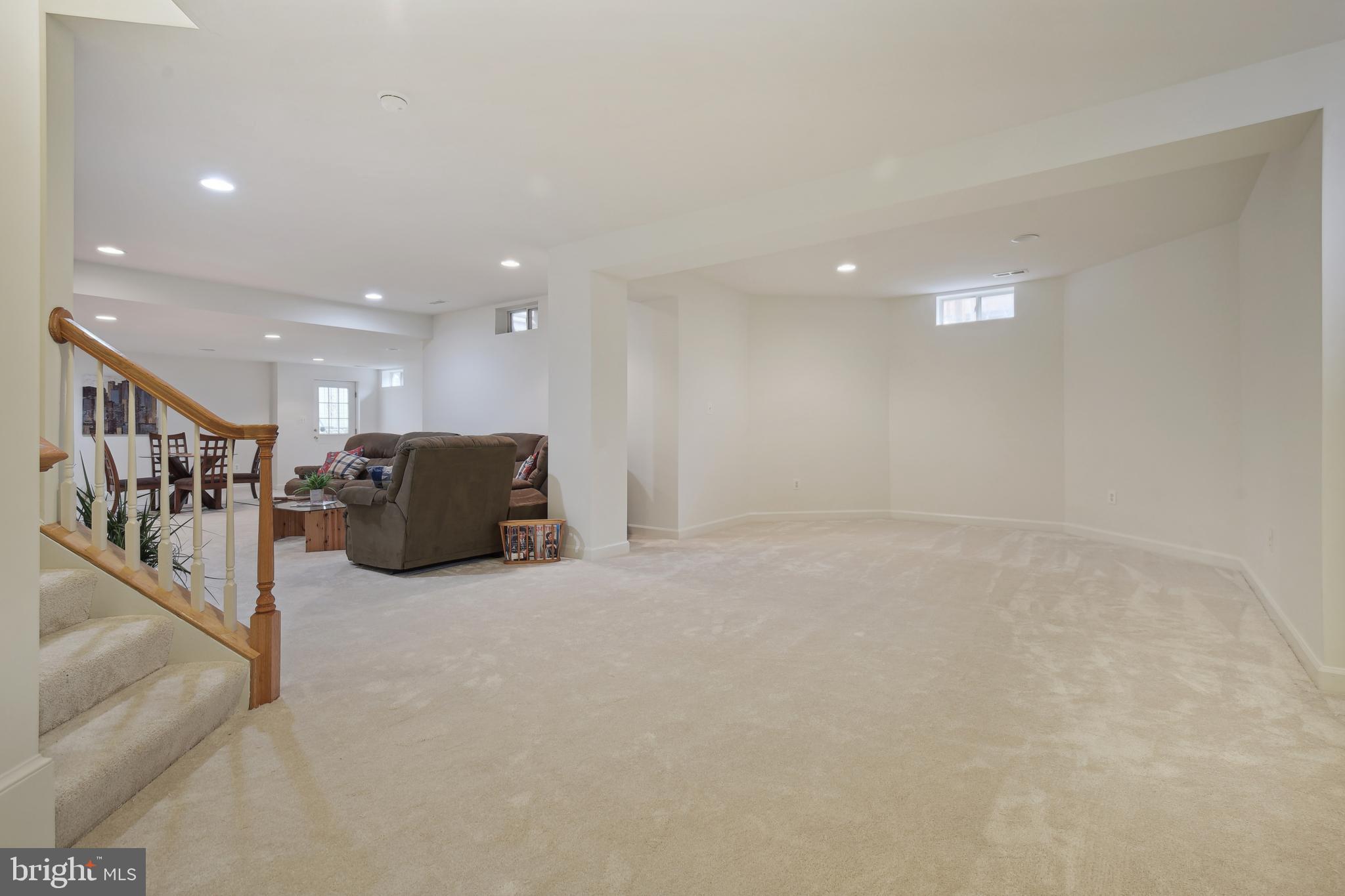 HAMPSHIRE GREENS - Residential