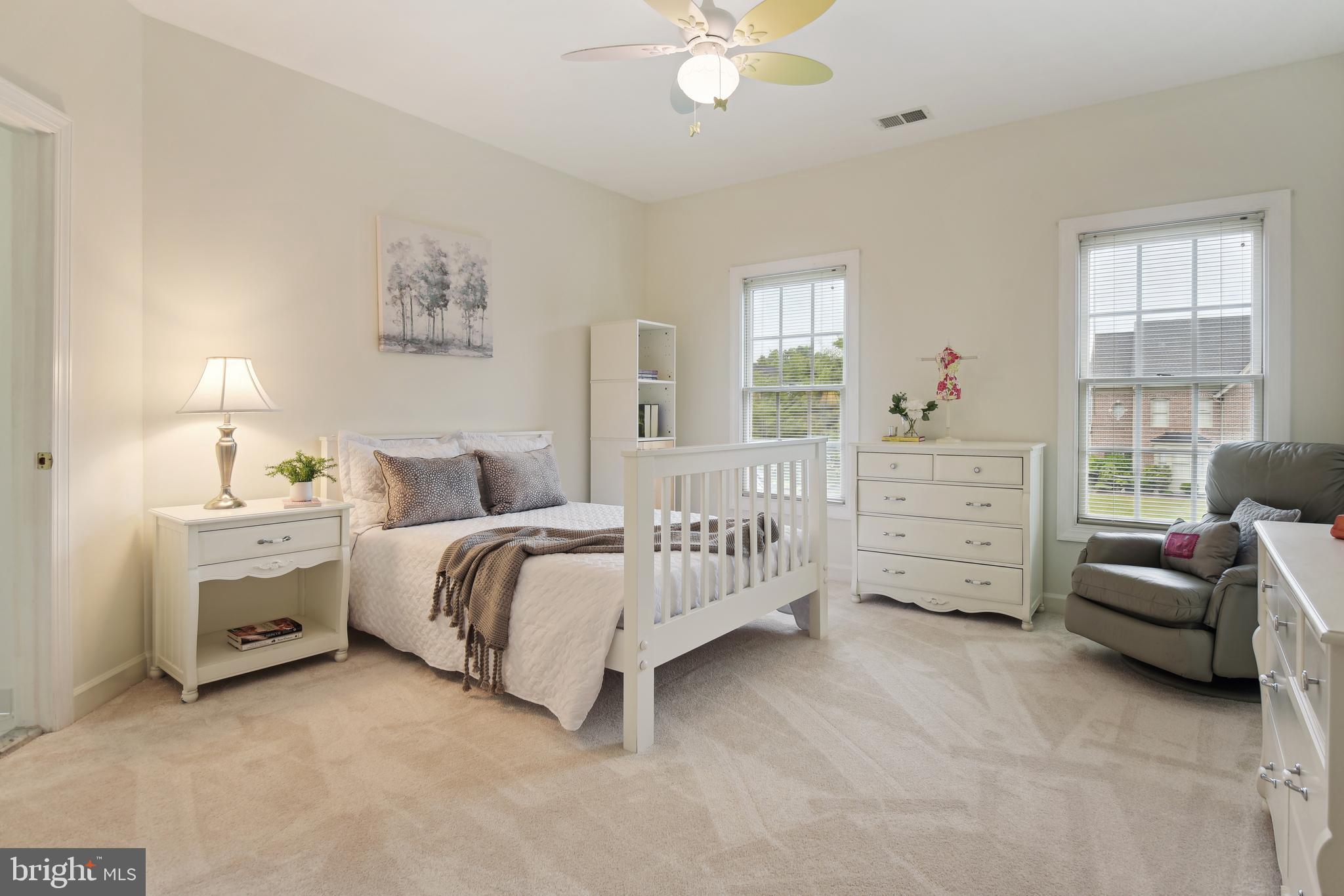 HAMPSHIRE GREENS - Residential