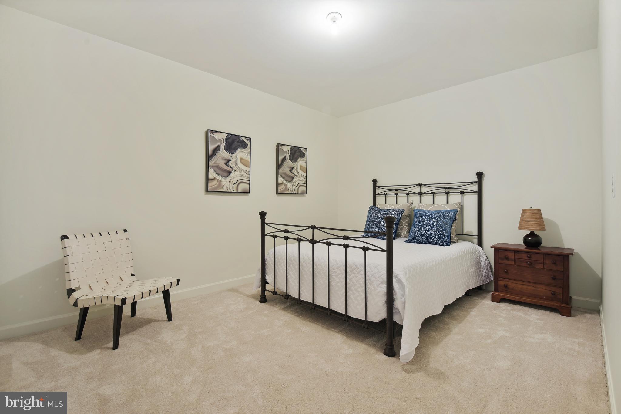 HAMPSHIRE GREENS - Residential