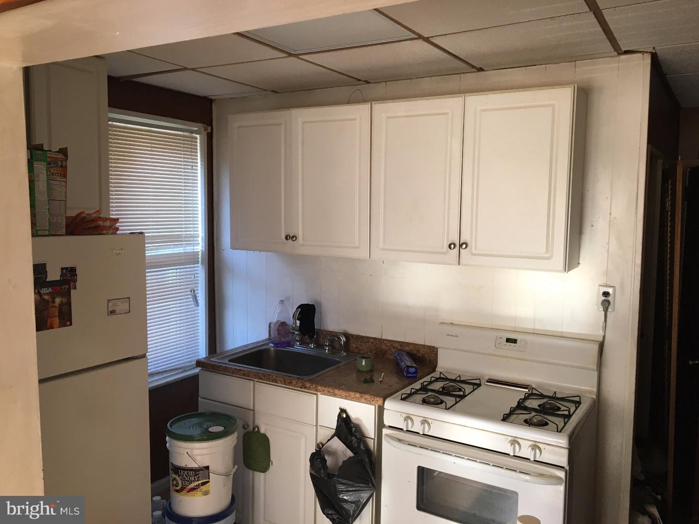 COLLINGDALE - Residential Income