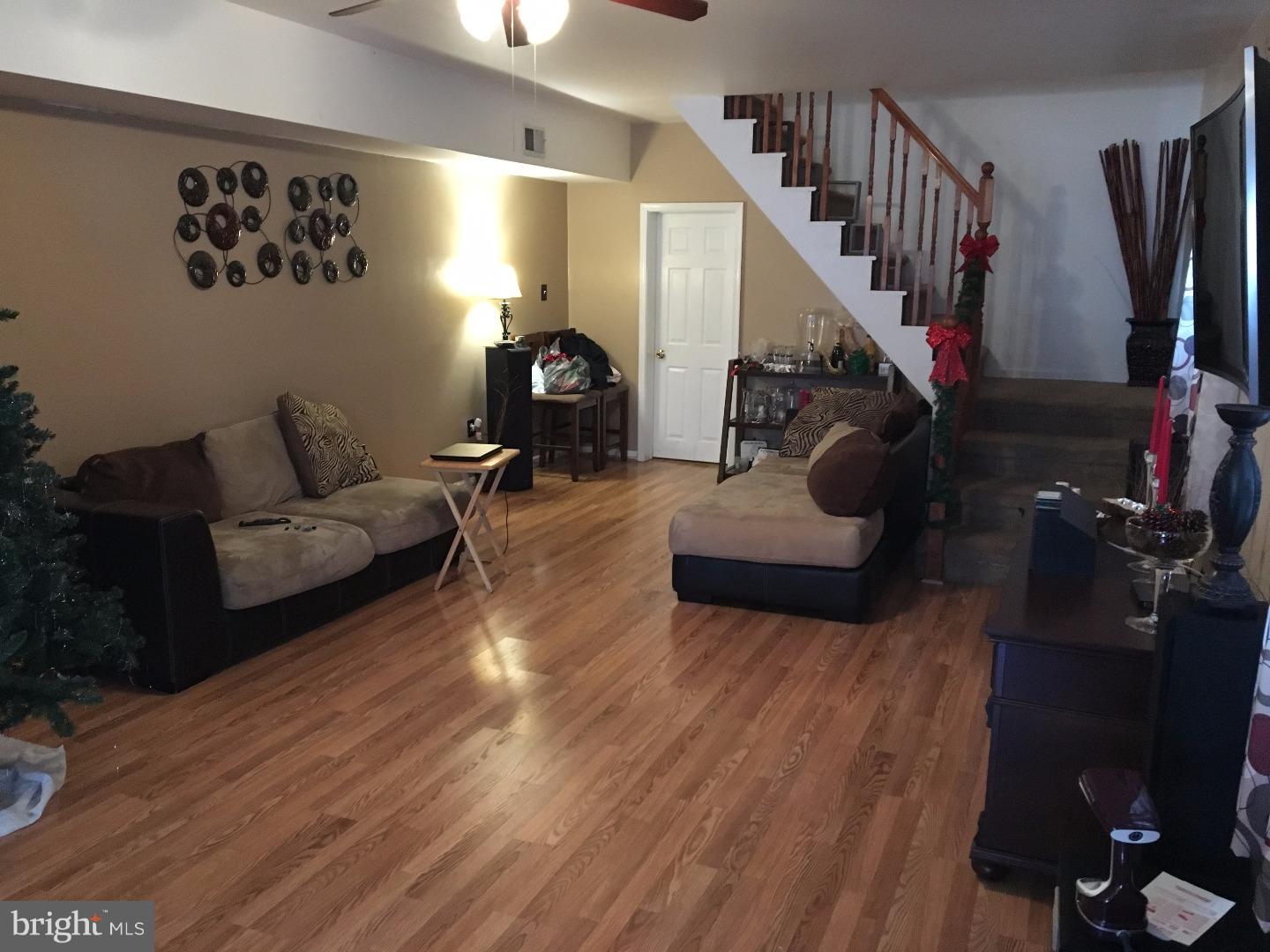 COLLINGDALE - Residential Income