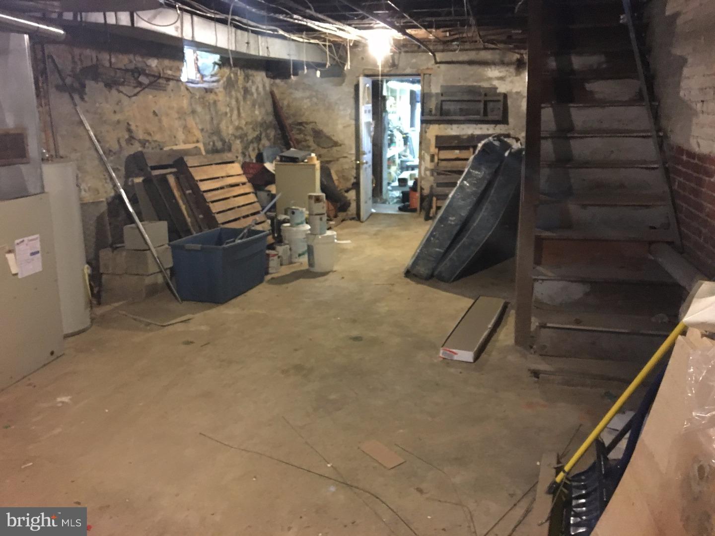 COLLINGDALE - Residential Income