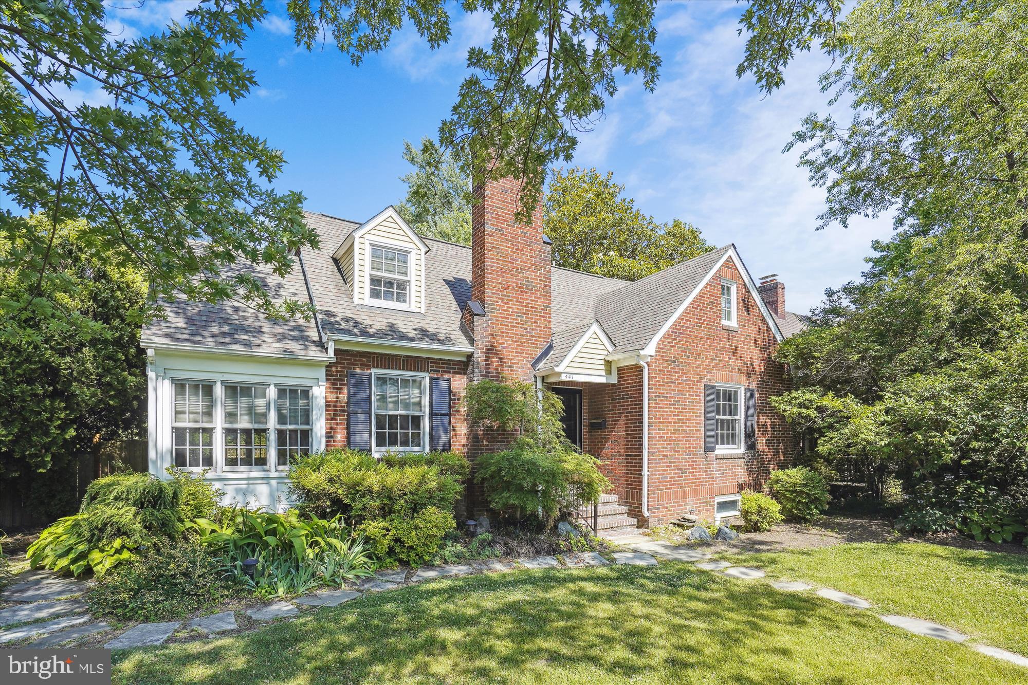 ASHTON HEIGHTS - Residential