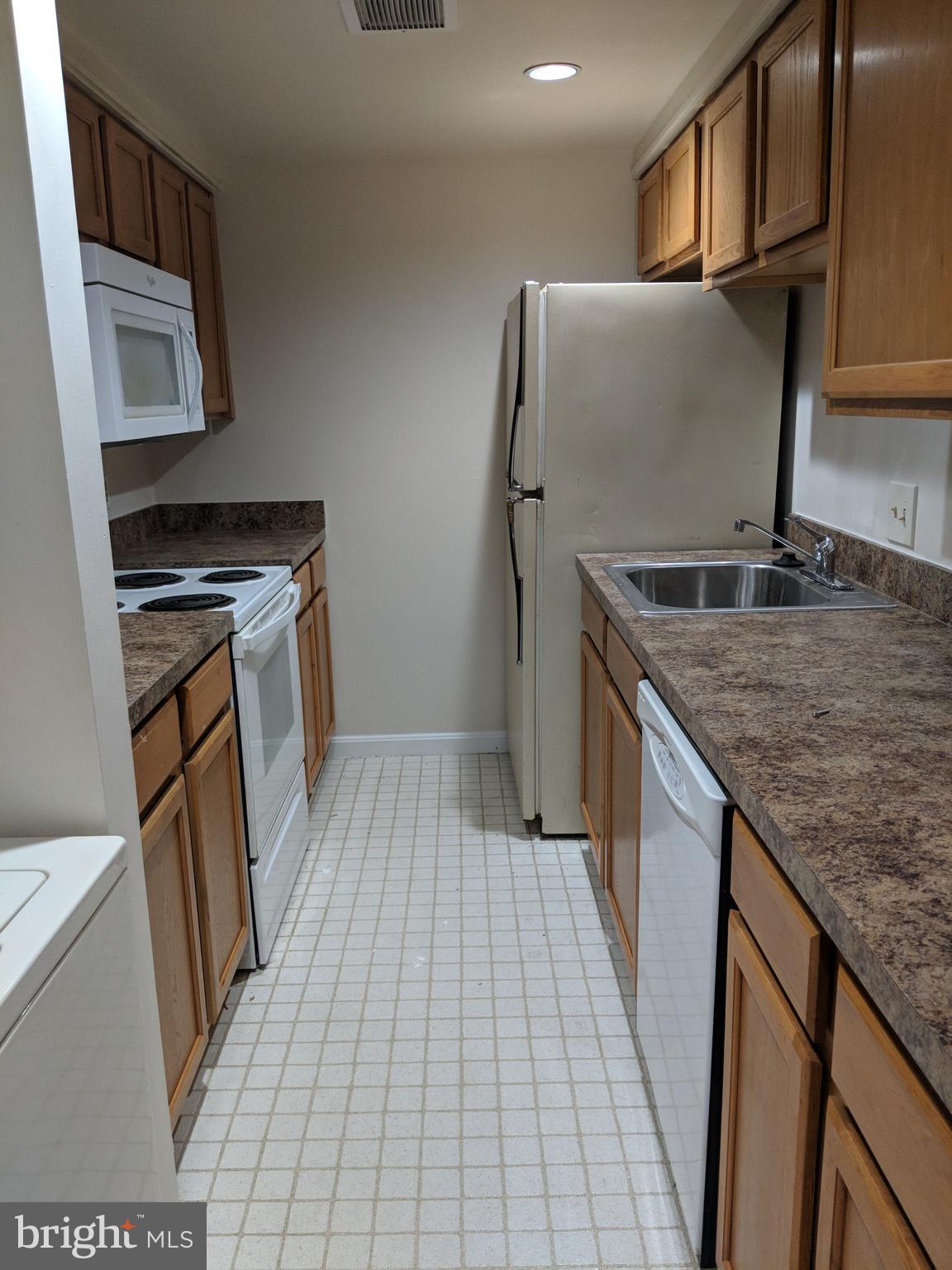 FEDERAL HILL HISTORIC DISTRICT - Residential Lease