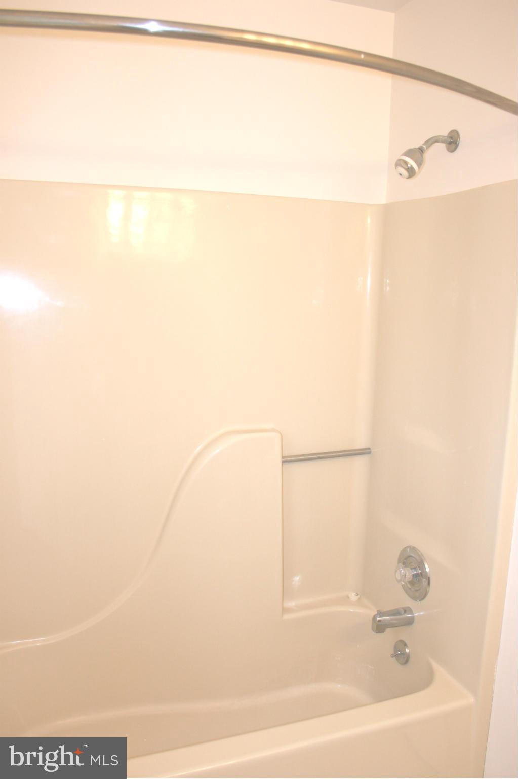 CRESTWOOD KNOLLS PH 1 - Residential