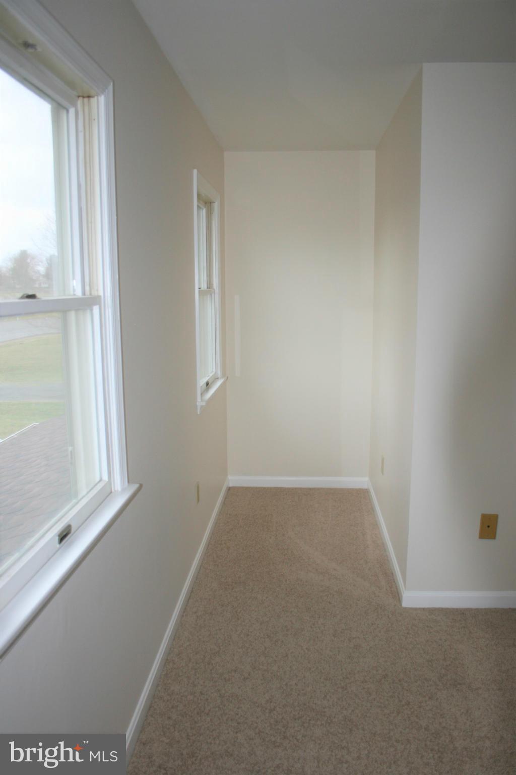 CRESTWOOD KNOLLS PH 1 - Residential