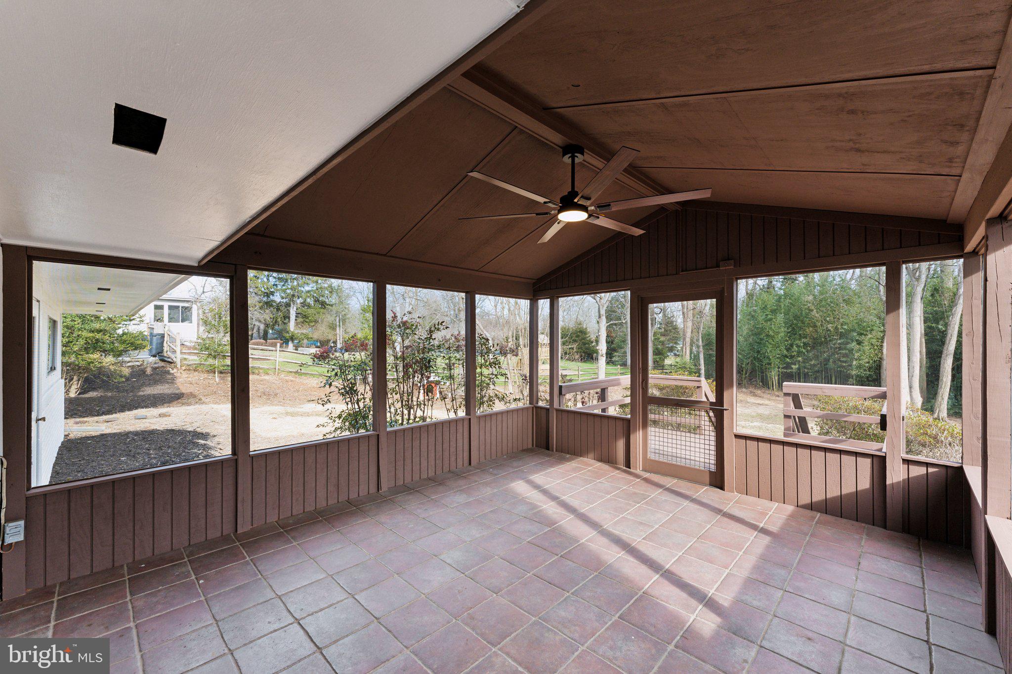 CARRIAGE HILL - Residential