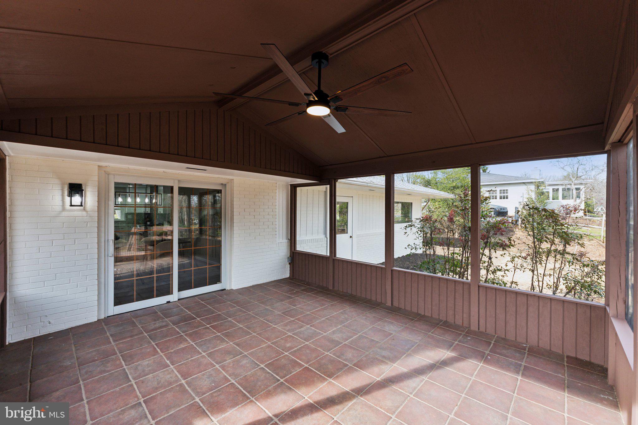 CARRIAGE HILL - Residential