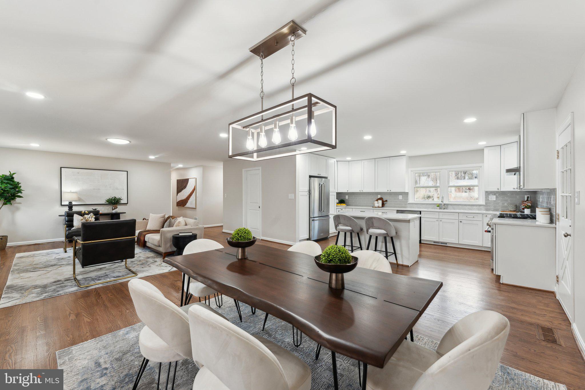 CARRIAGE HILL - Residential