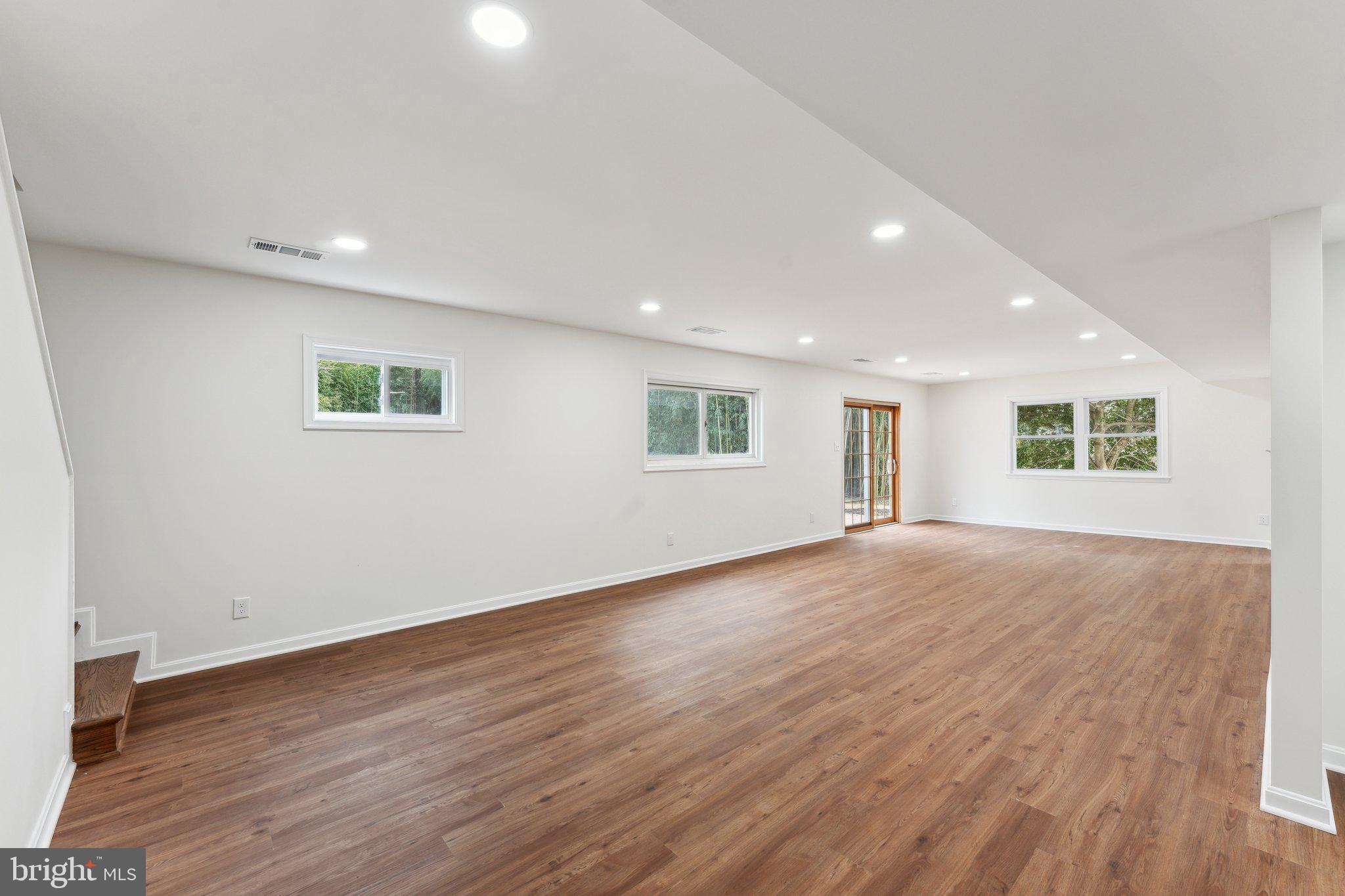 CARRIAGE HILL - Residential