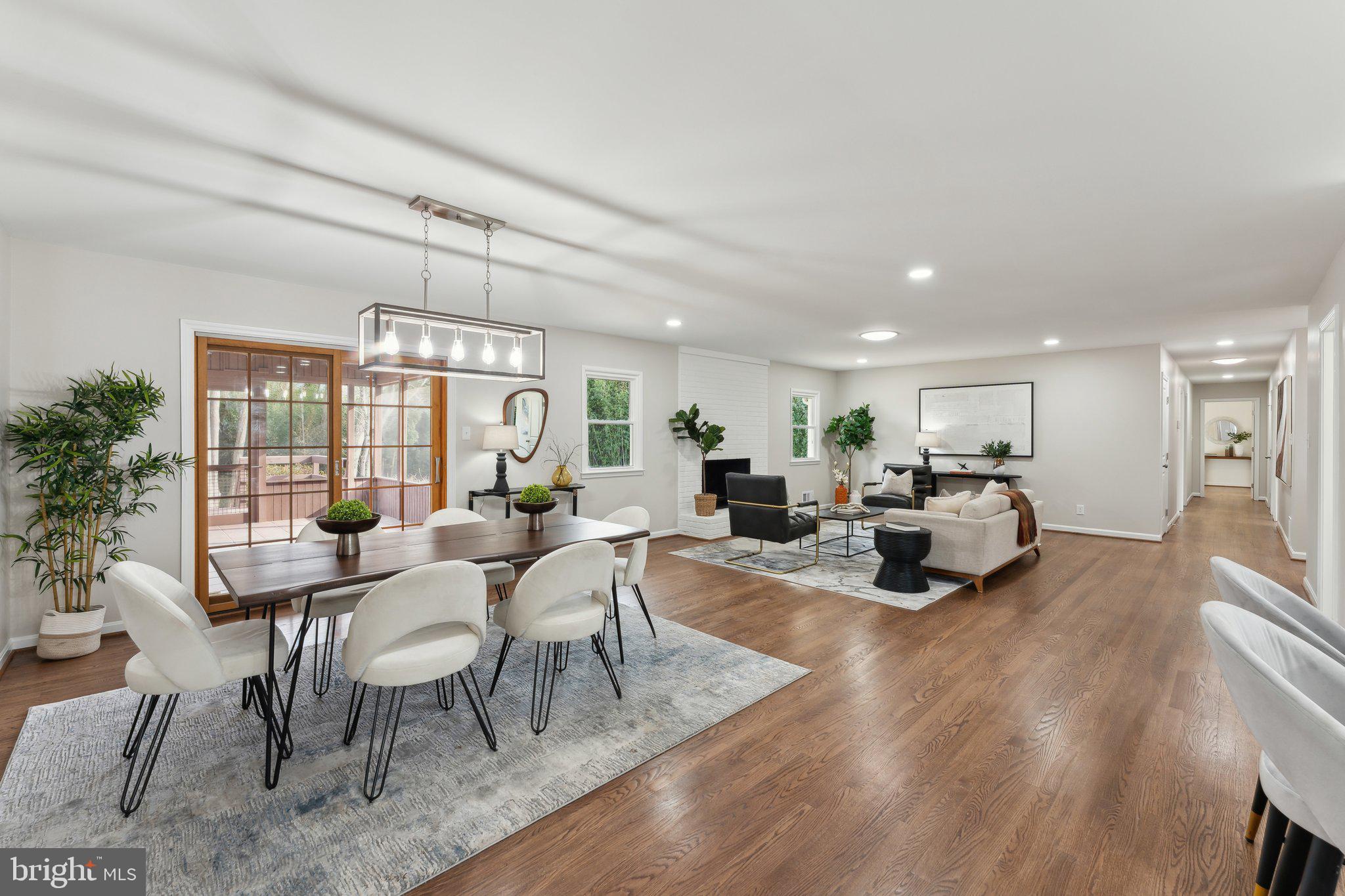 CARRIAGE HILL - Residential