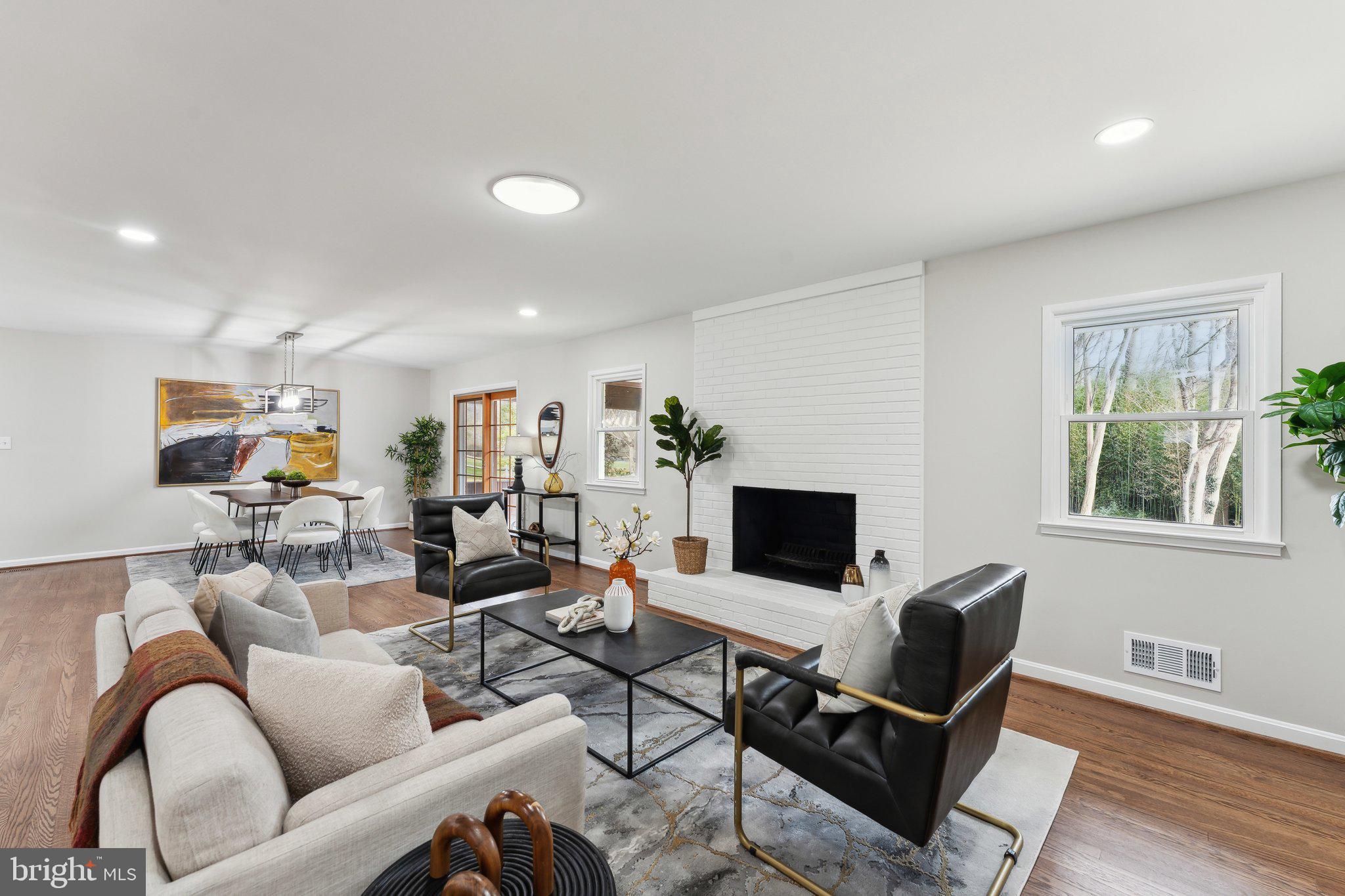 CARRIAGE HILL - Residential