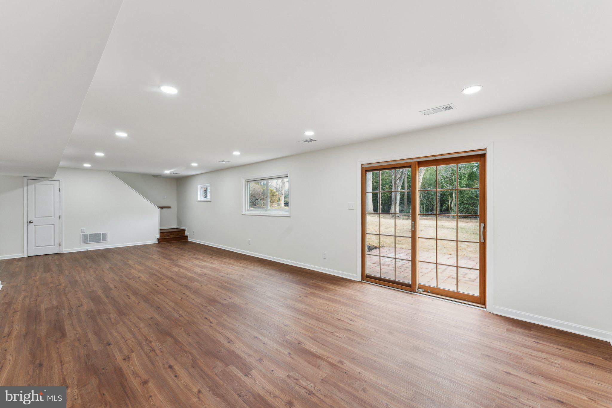 CARRIAGE HILL - Residential