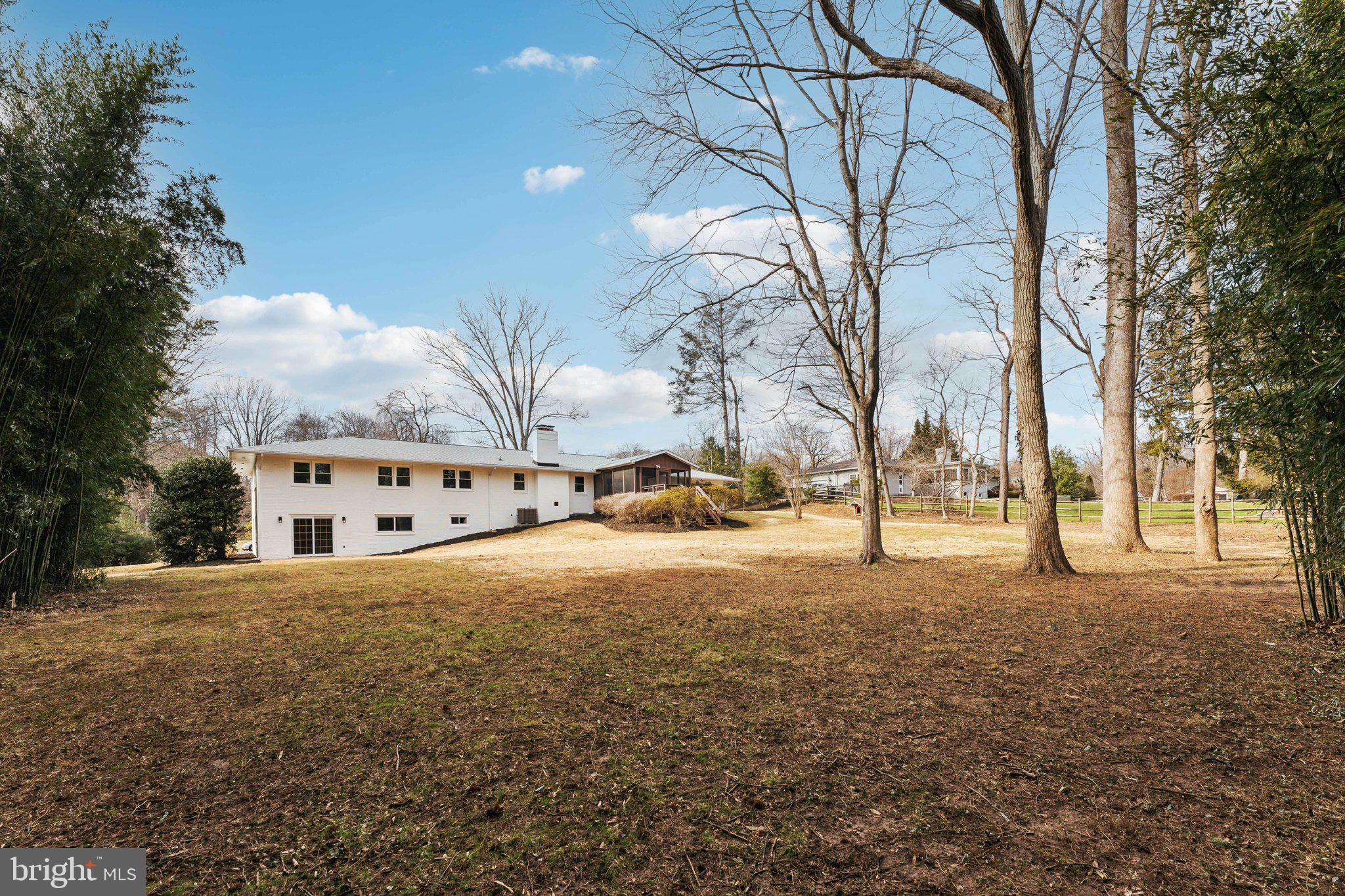 CARRIAGE HILL - Residential