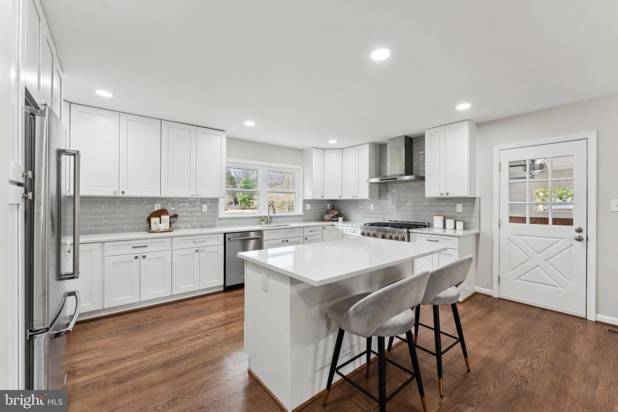 CARRIAGE HILL - Residential