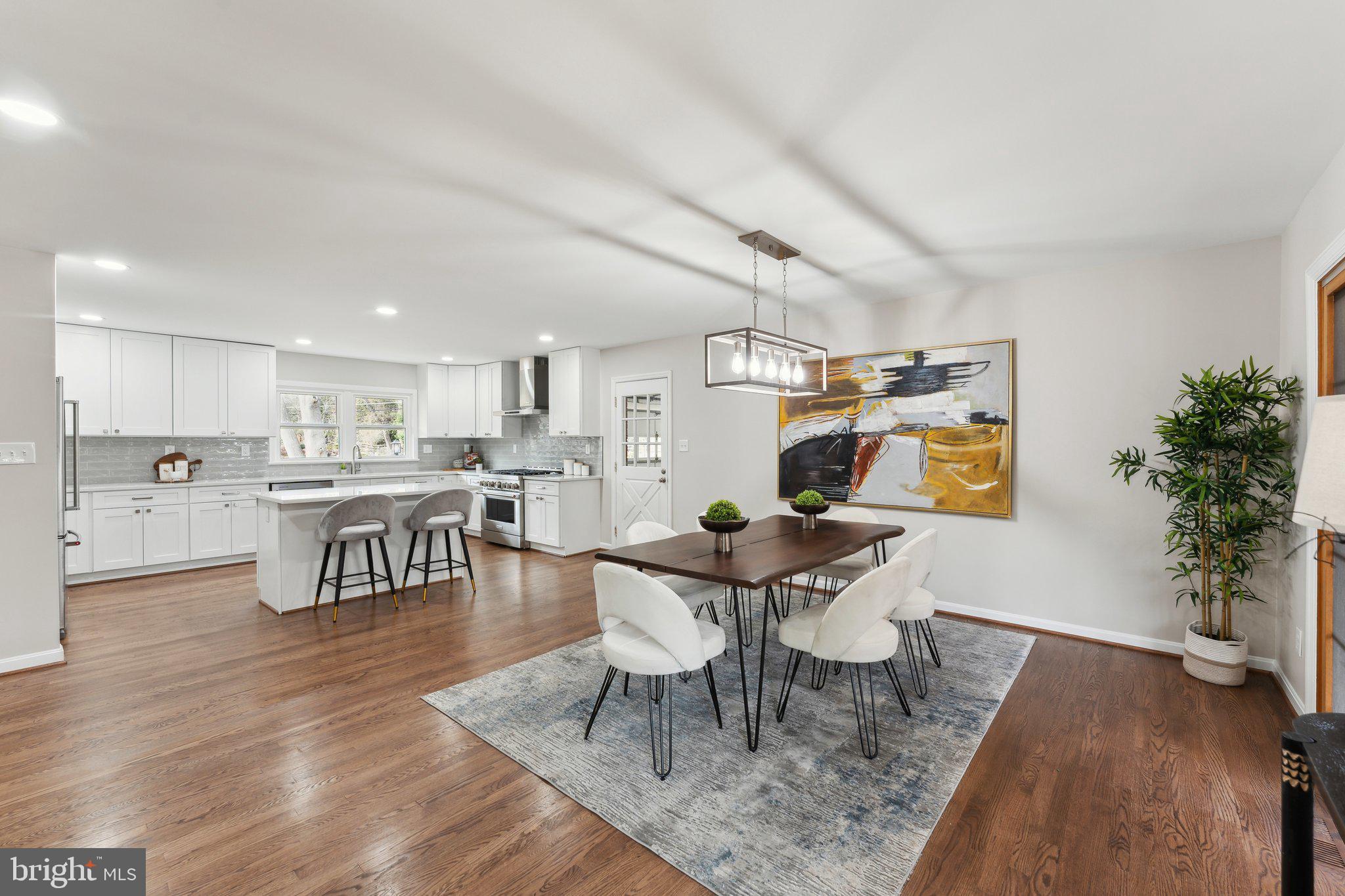 CARRIAGE HILL - Residential