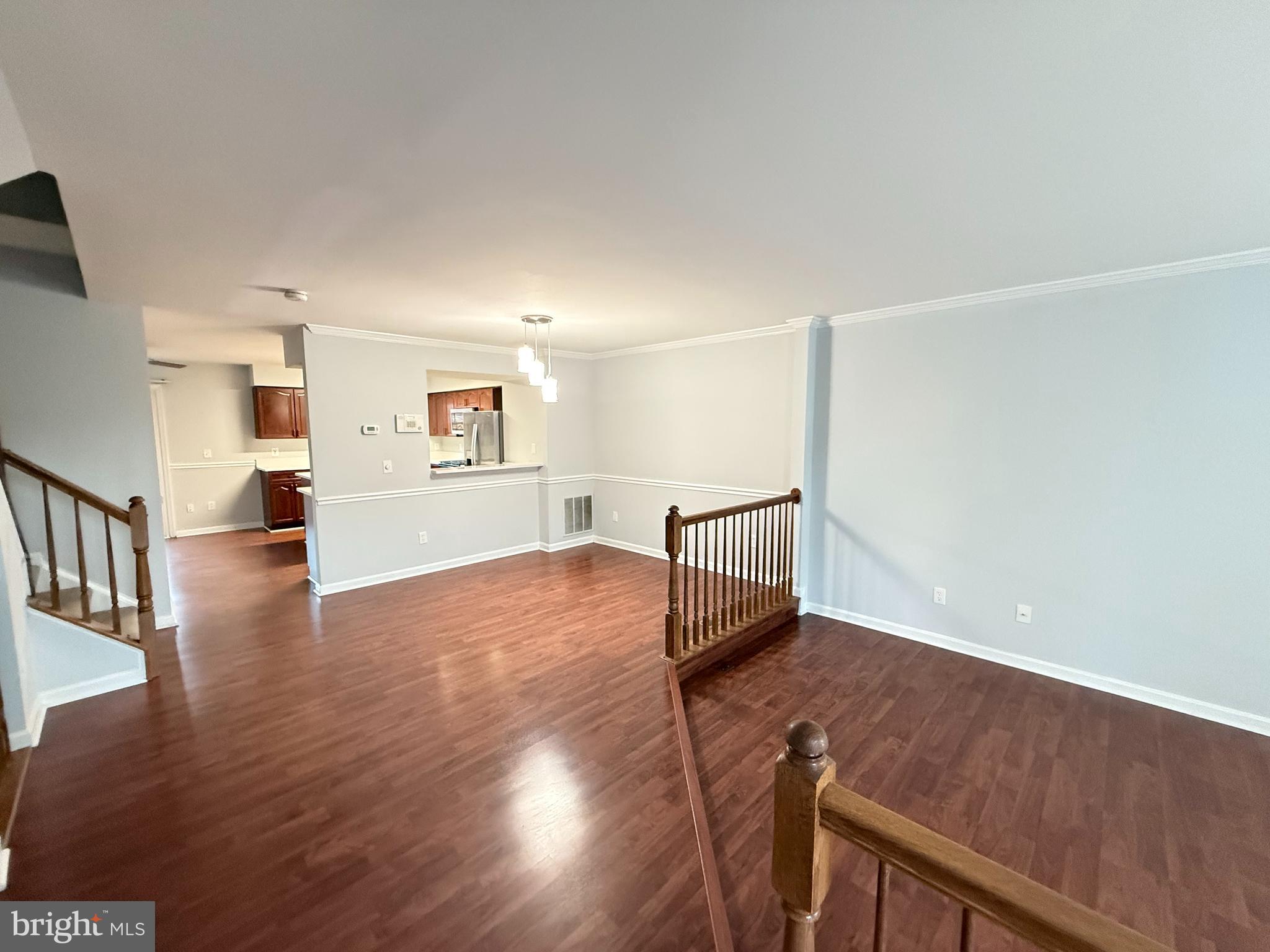 ASHBURN FARM - Residential Lease