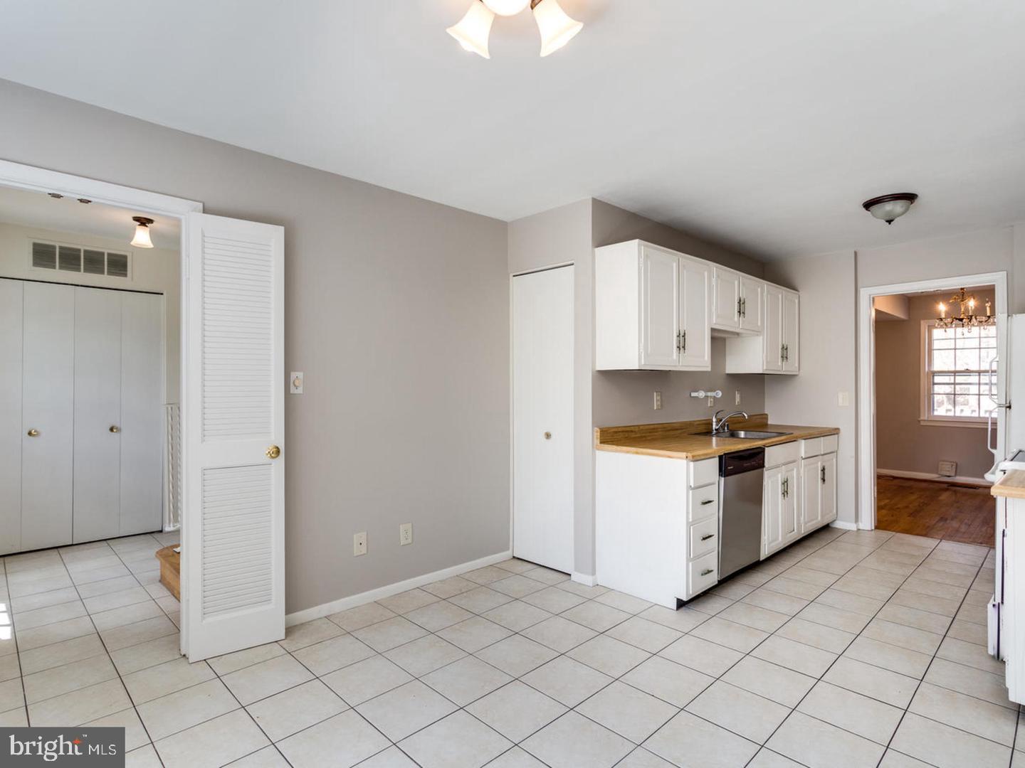 WHEYSTONE - Residential Lease