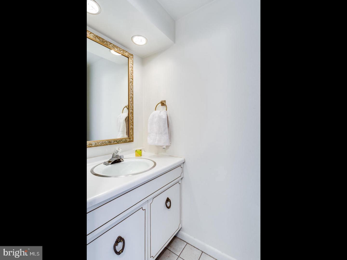 WHEYSTONE - Residential Lease