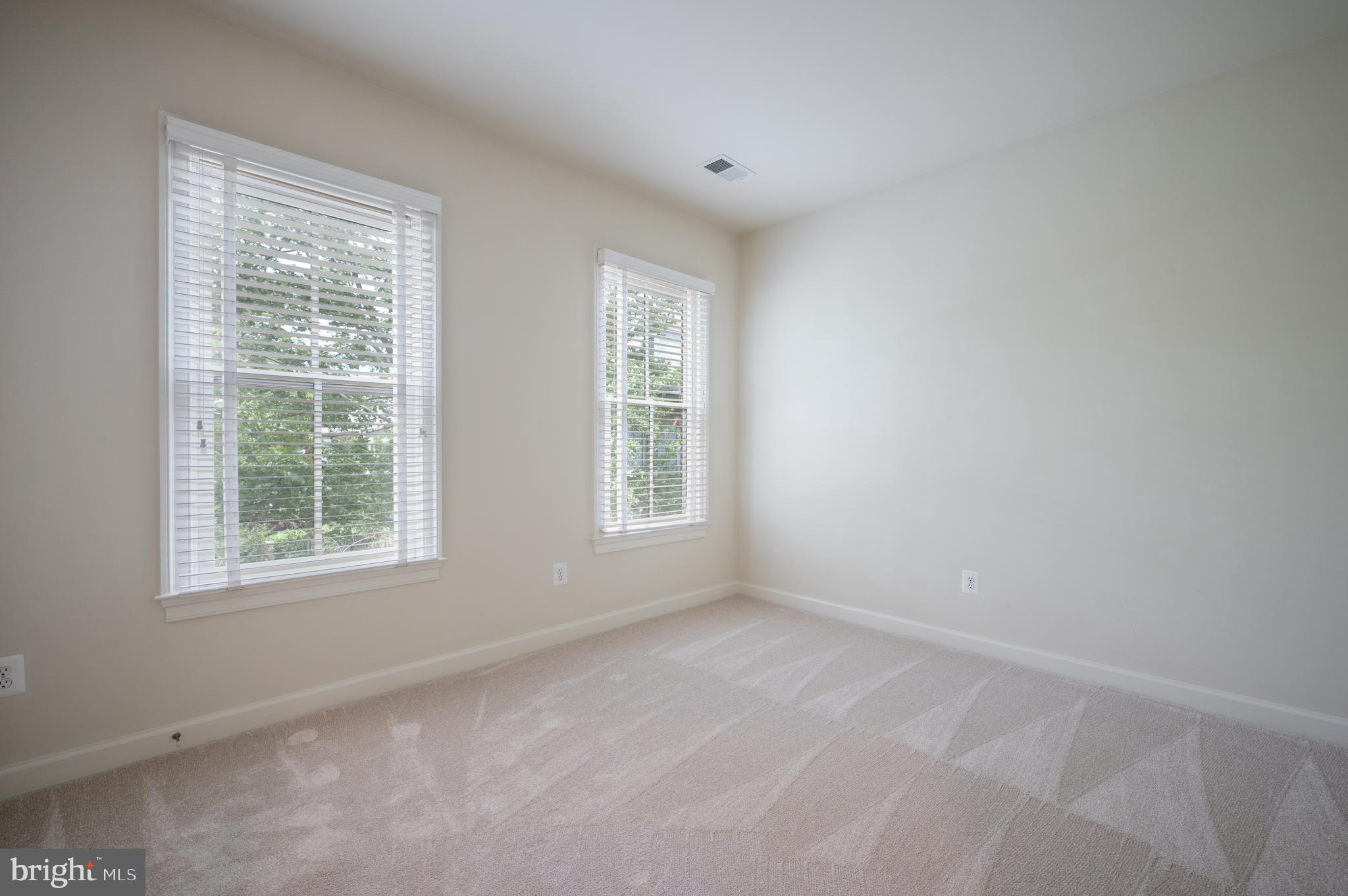 CHATHAM SQUARE - Residential