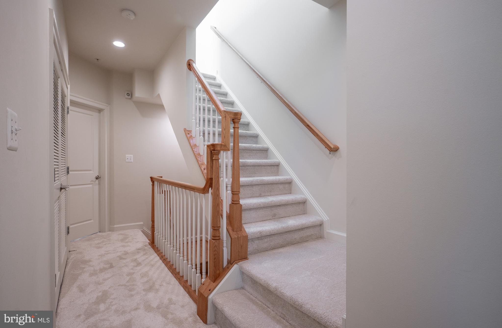 CHATHAM SQUARE - Residential