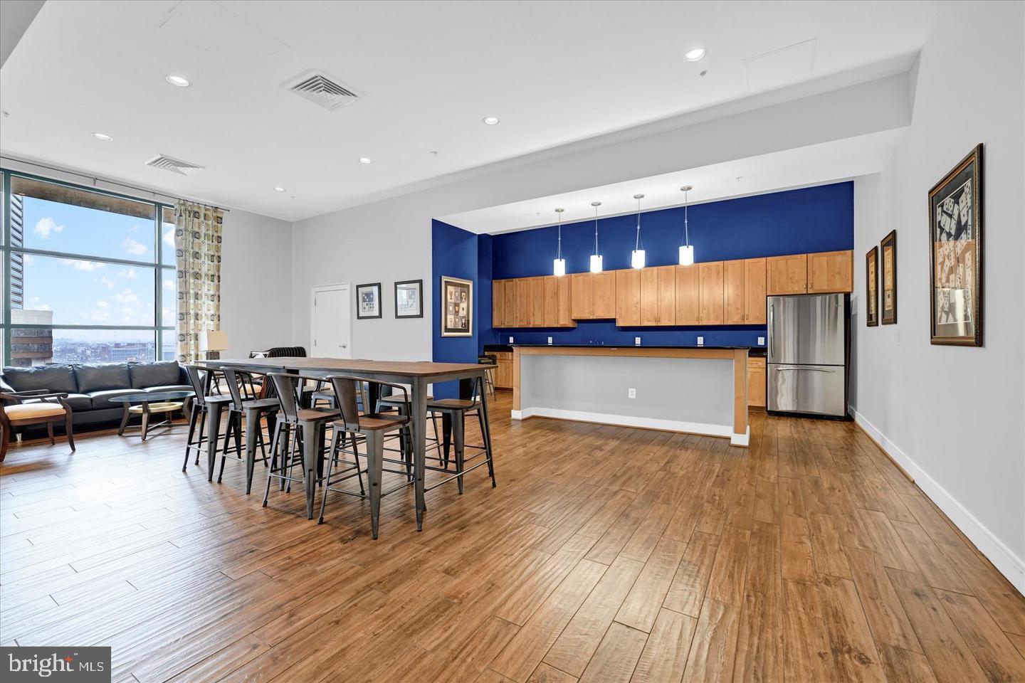 INNER HARBOR - Residential Lease