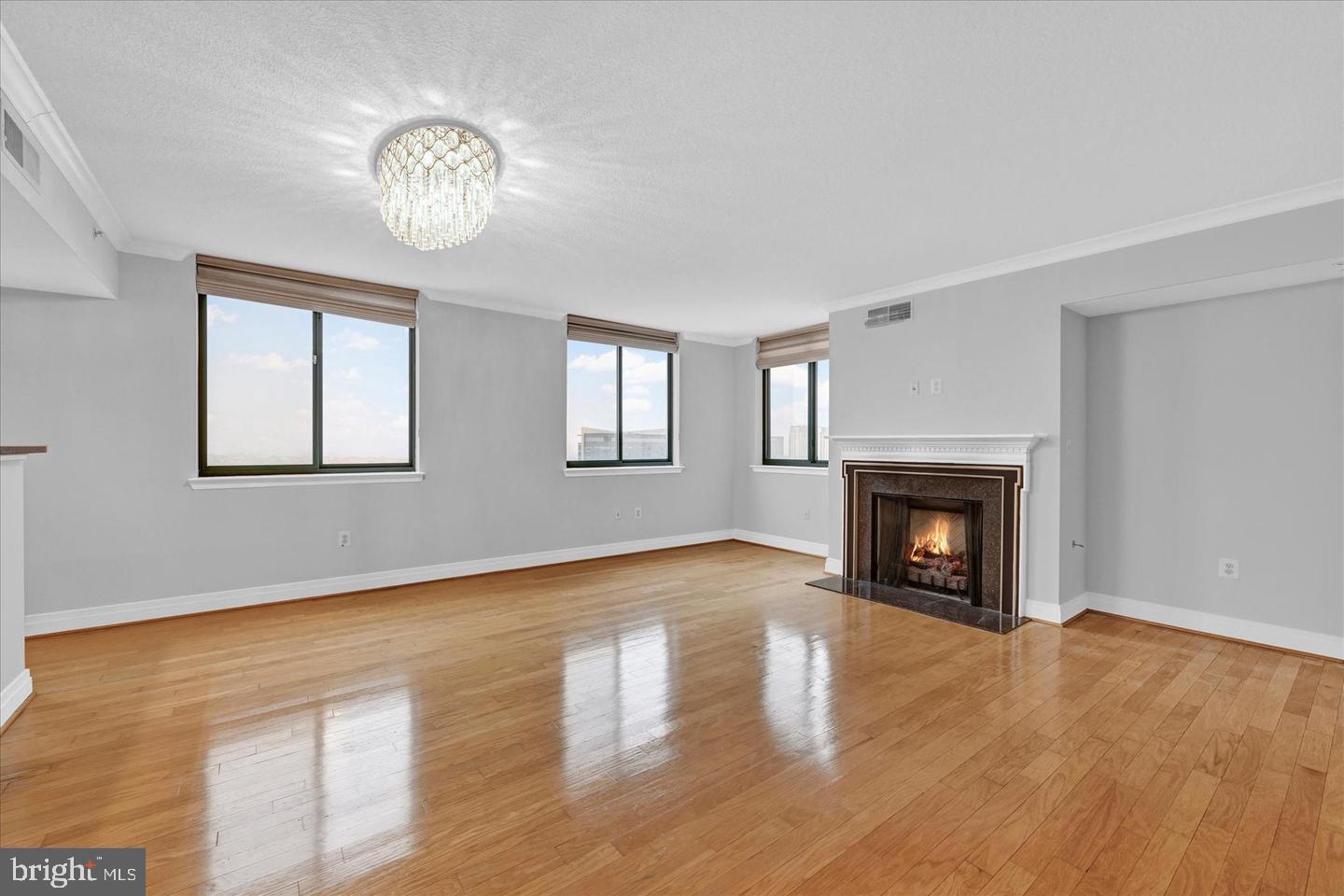 INNER HARBOR - Residential Lease