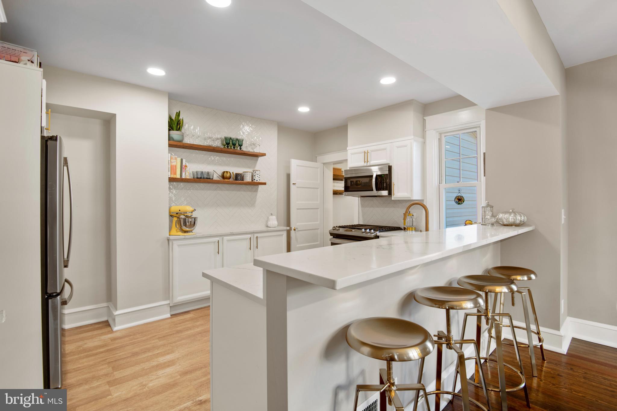 MEDIA - Residential Lease