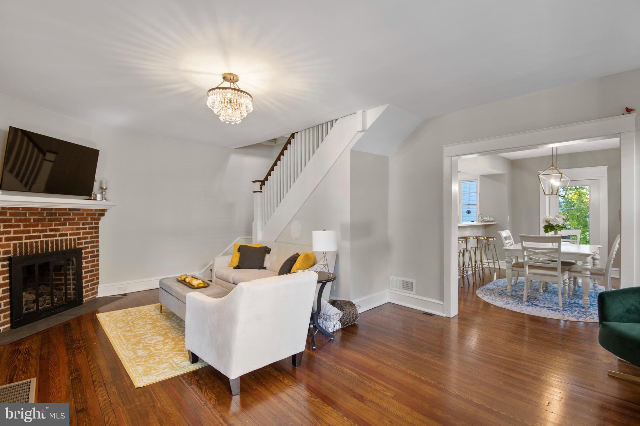 MEDIA - Residential Lease