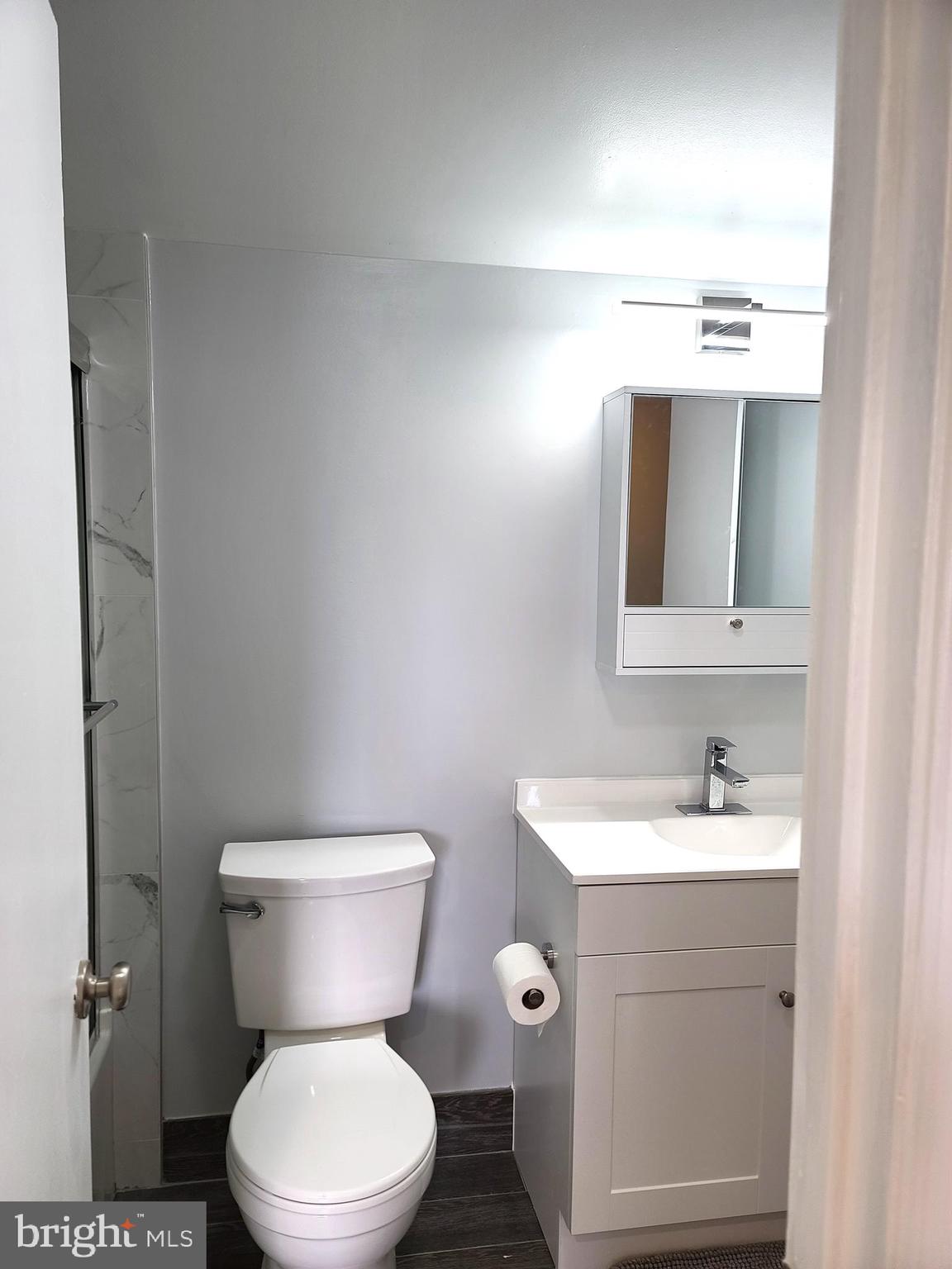 LONDON TOWNE - Residential