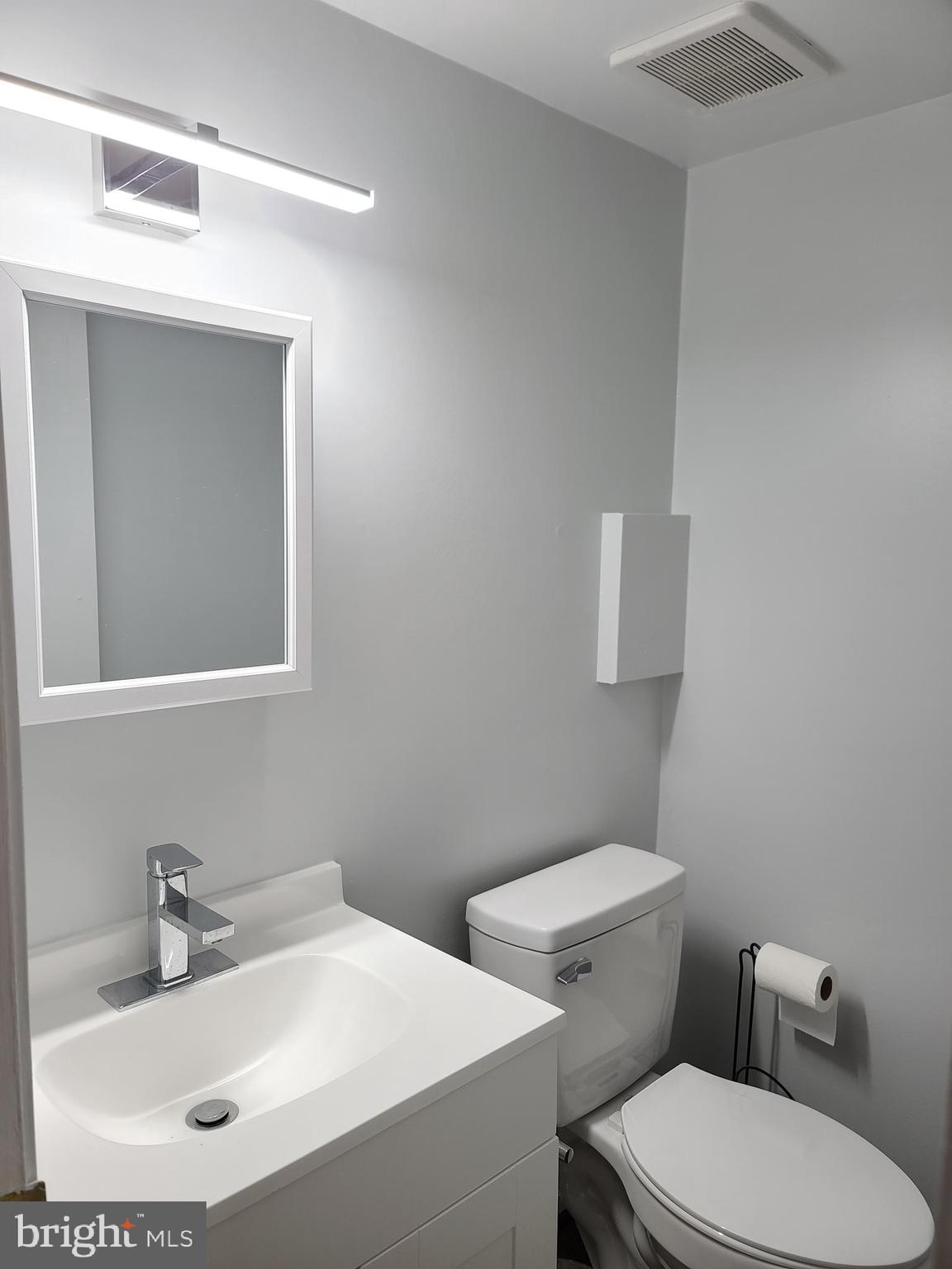 LONDON TOWNE - Residential