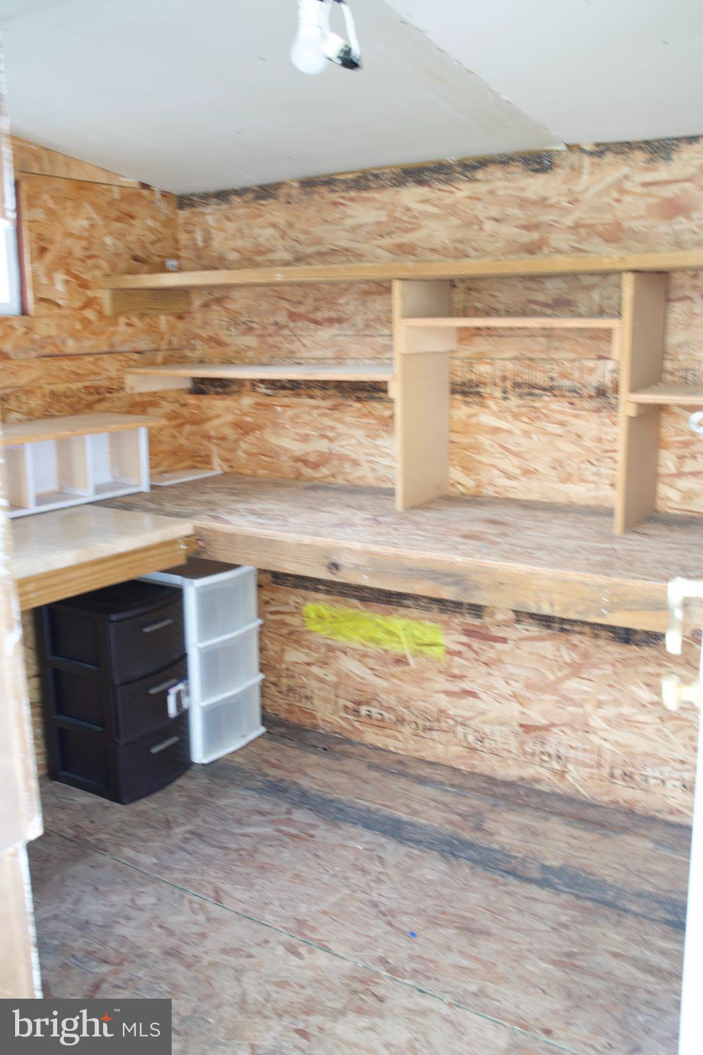 LONDON TOWNE - Residential