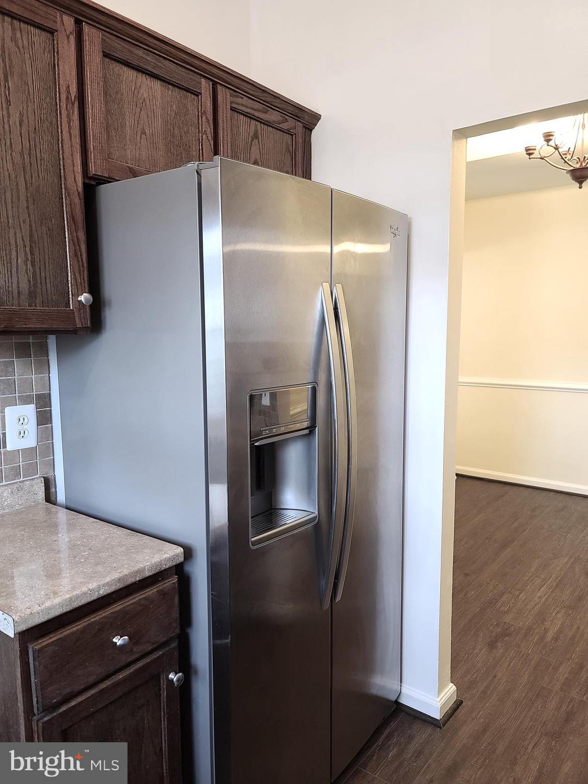 LONDON TOWNE - Residential