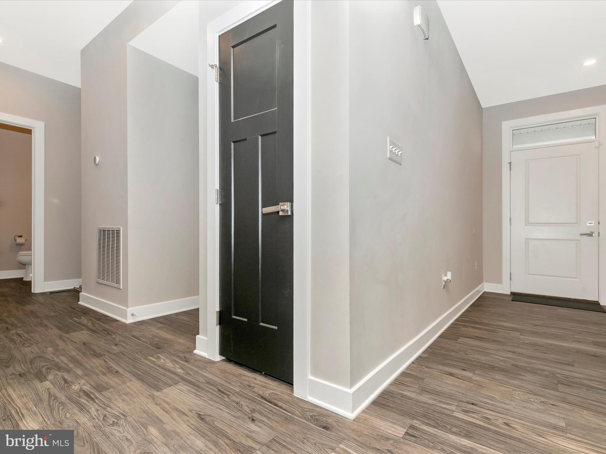 POTOMAC STATION - Residential