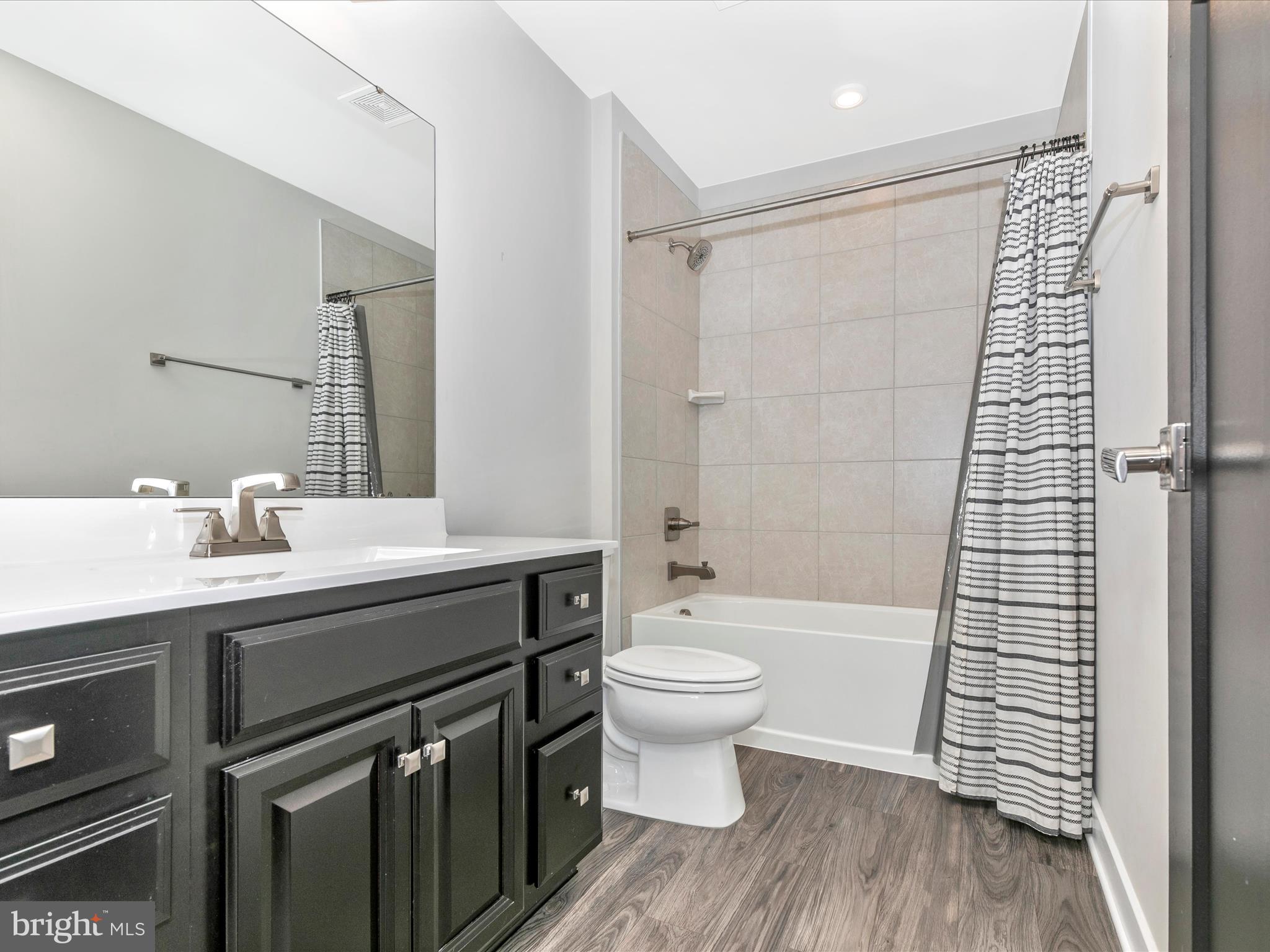 POTOMAC STATION - Residential